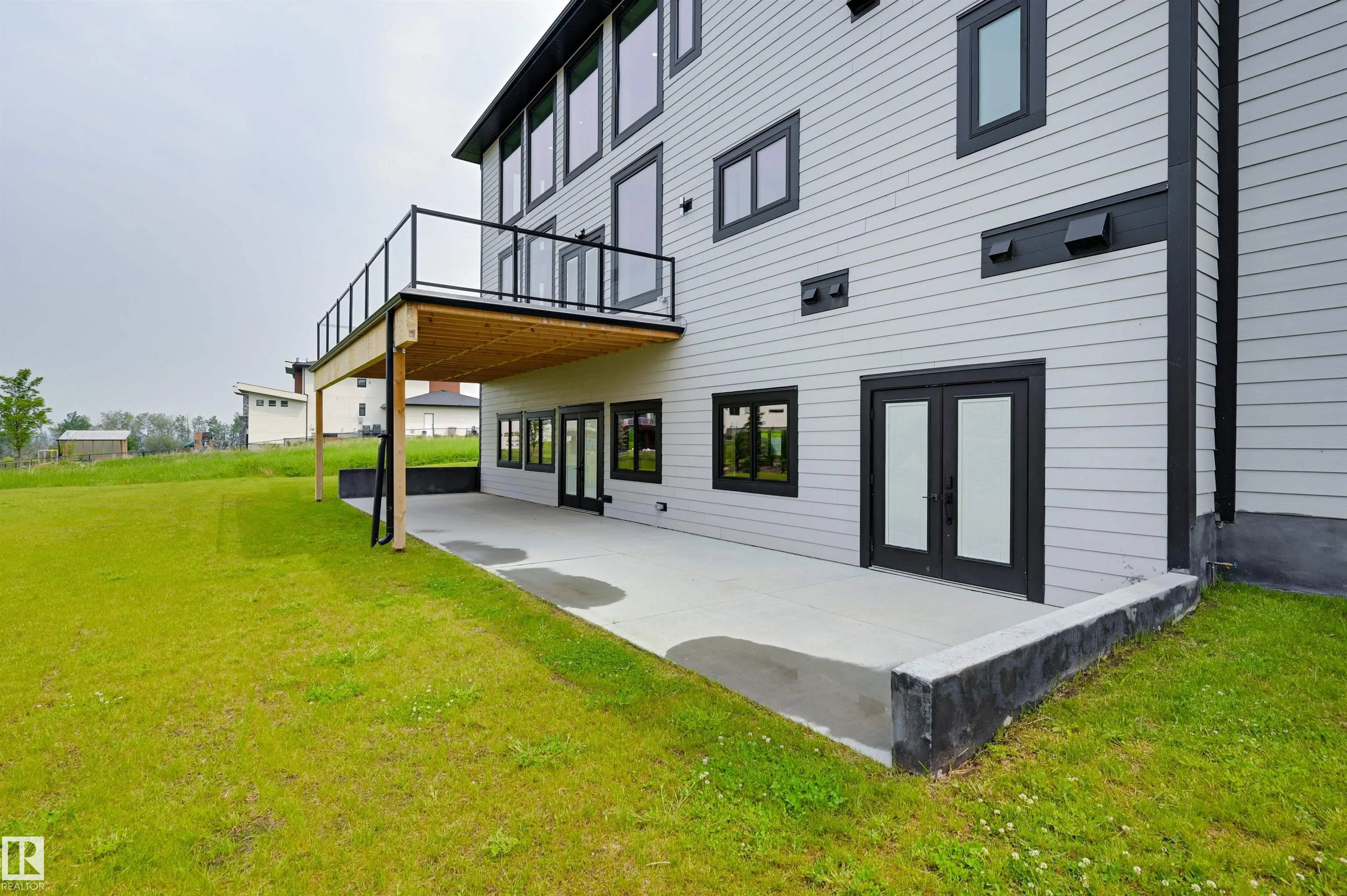 14 53217 Range Road 263