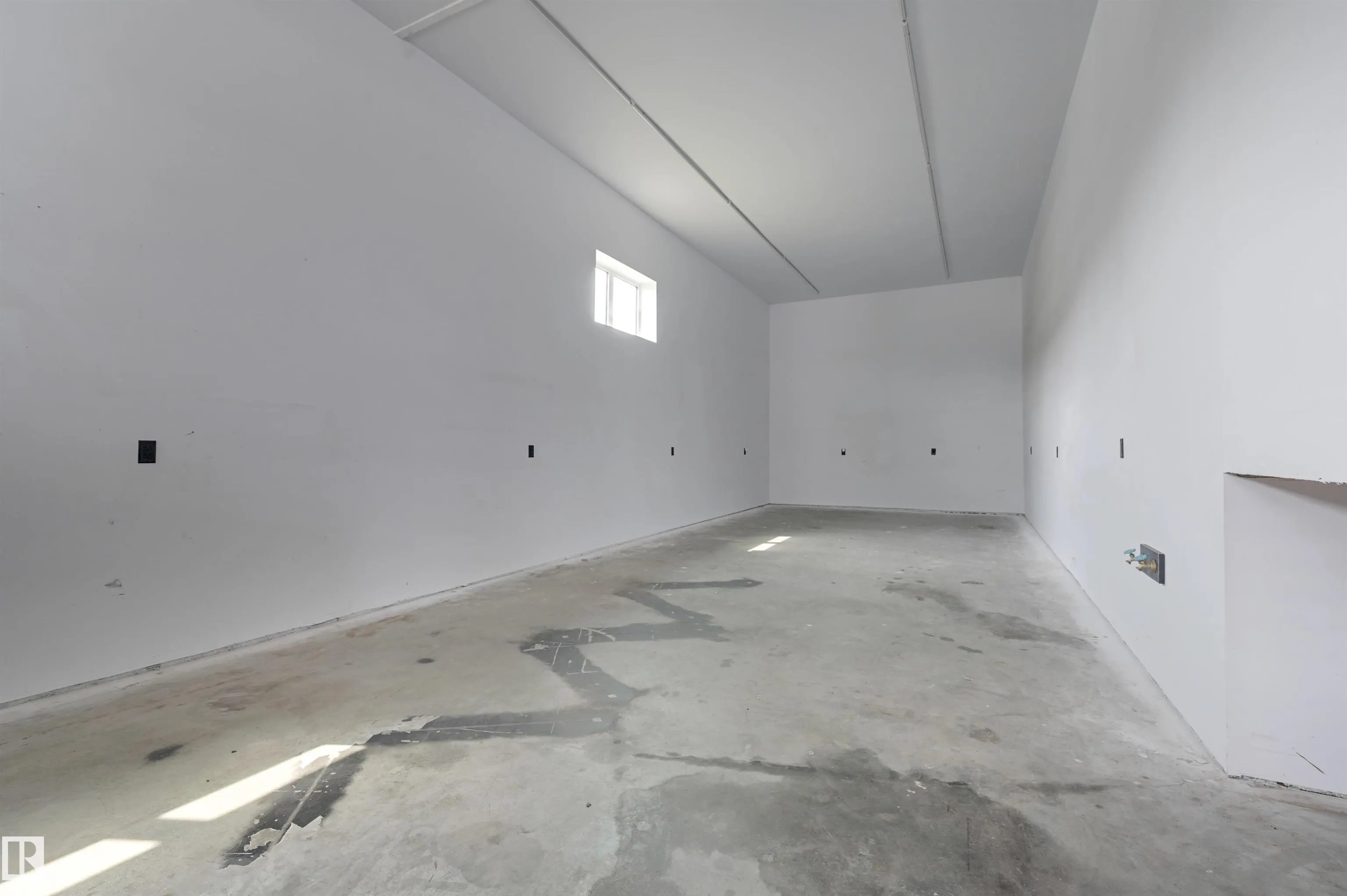 14 53217 Range Road 263