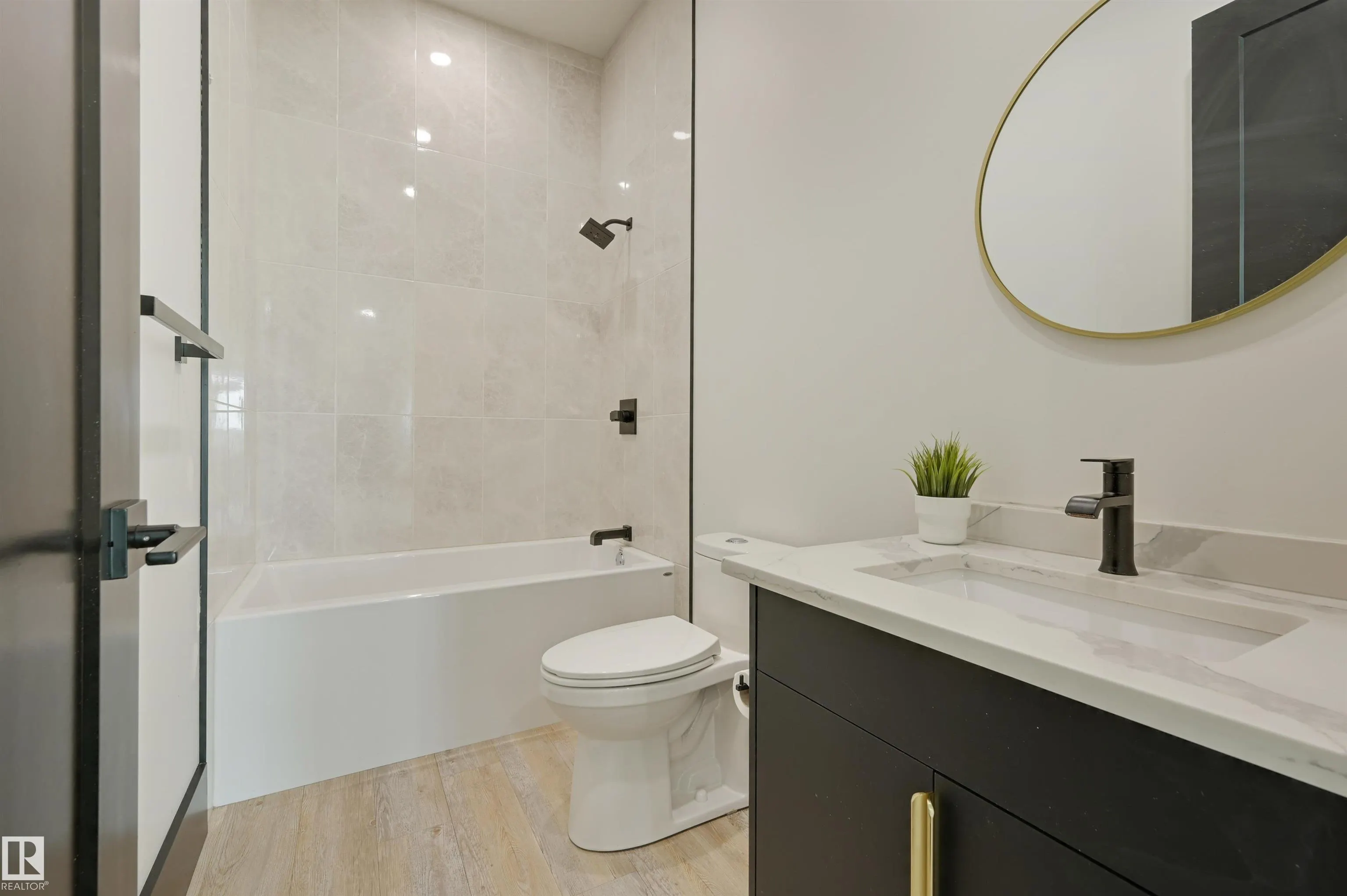 14 53217 Range Road 263