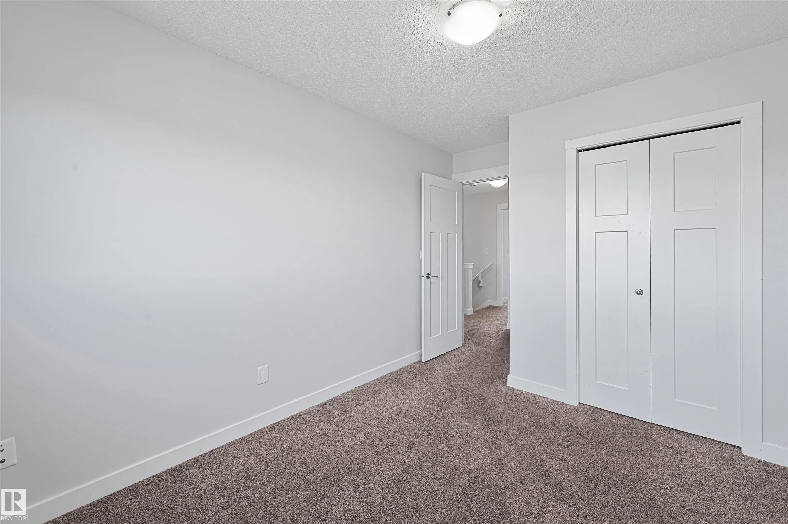 7096 SOUTH TERWILLEGAR Drive