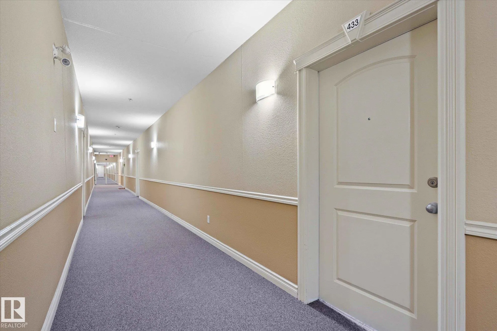 50 WOODSMERE