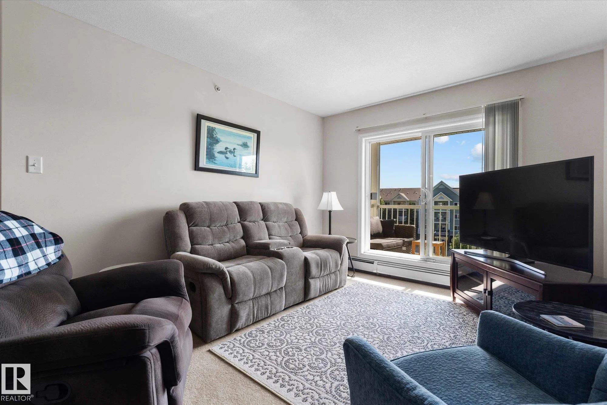 50 WOODSMERE