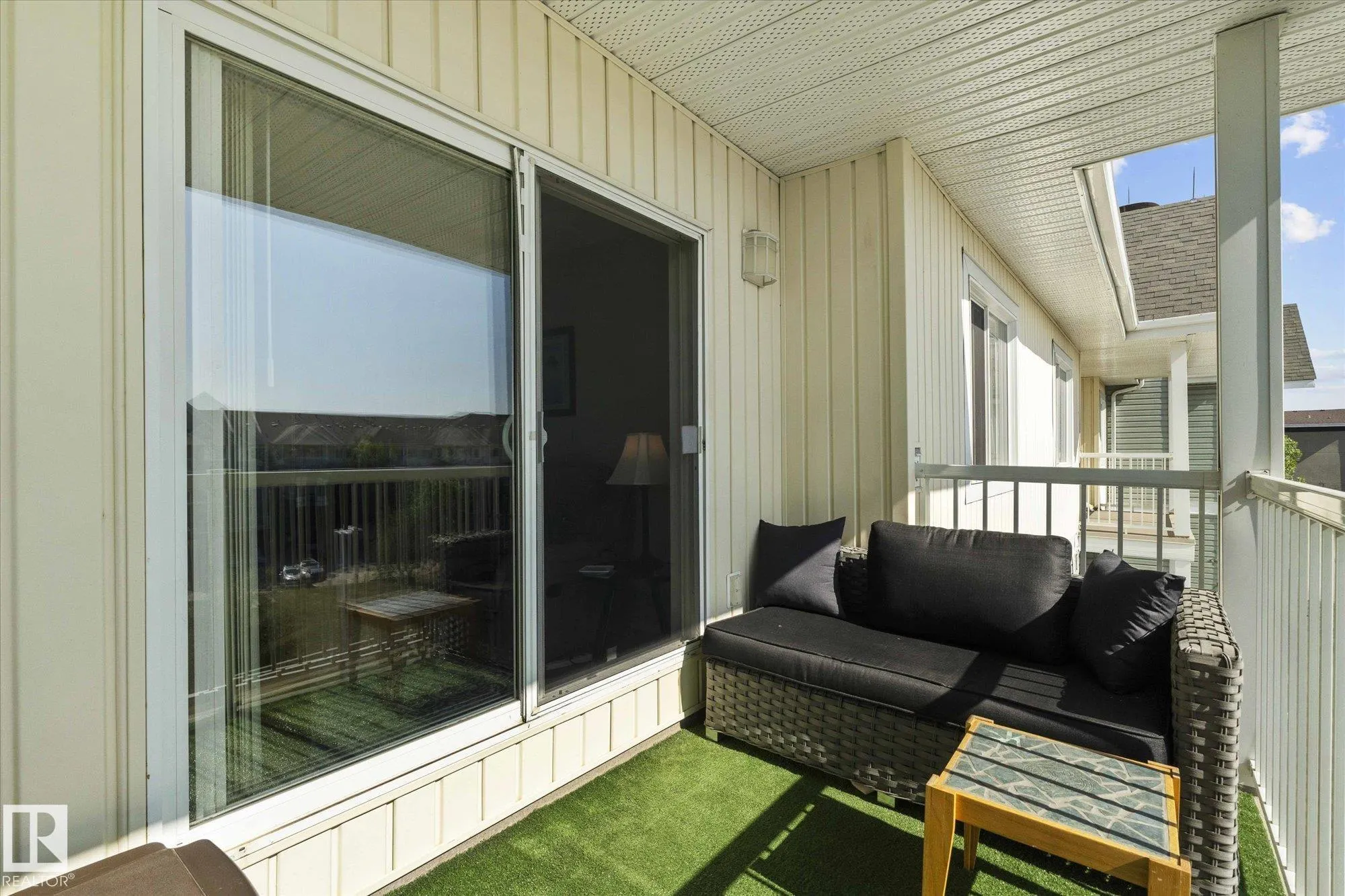 50 WOODSMERE