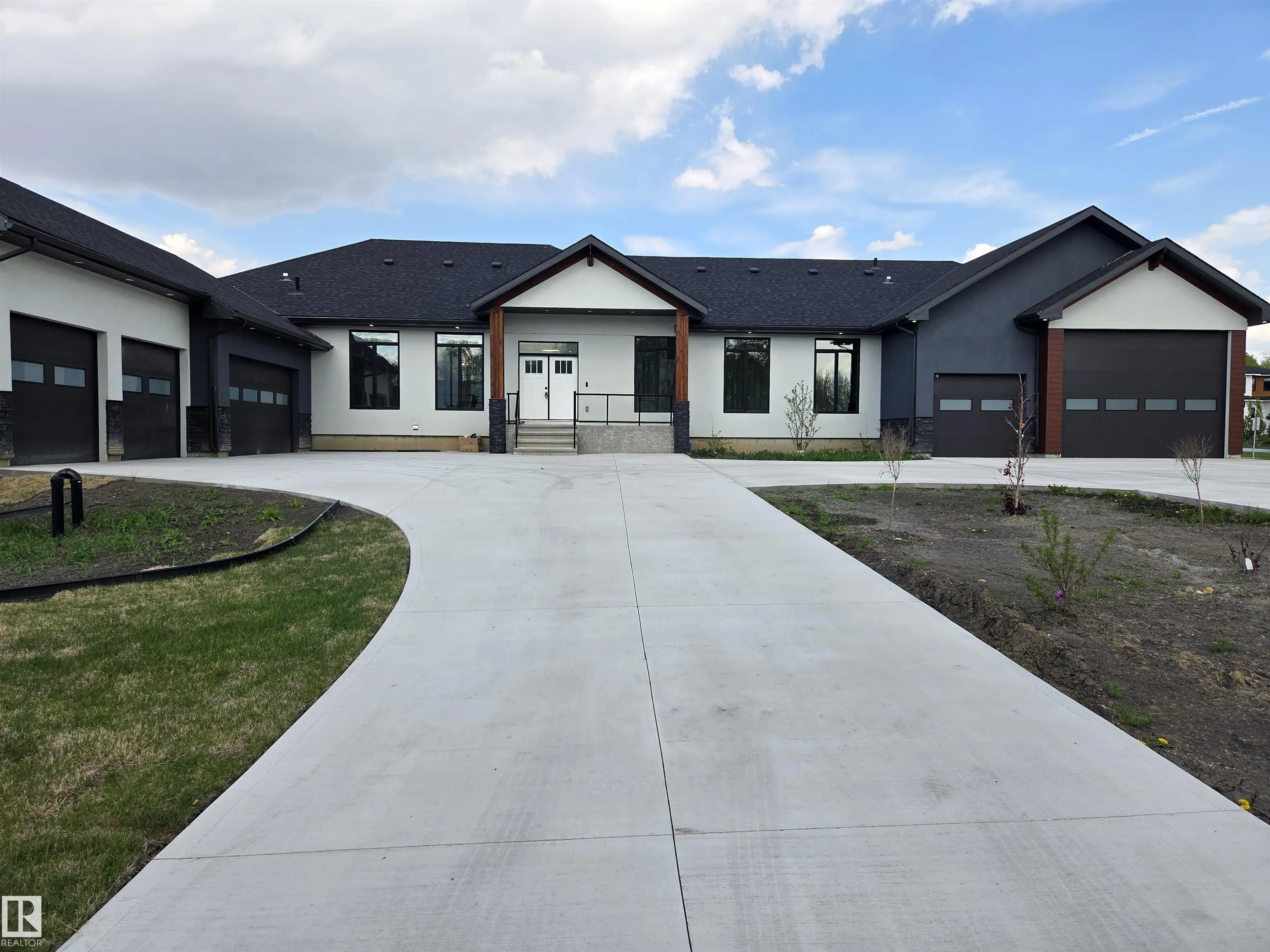 52367 RGE ROAD 223