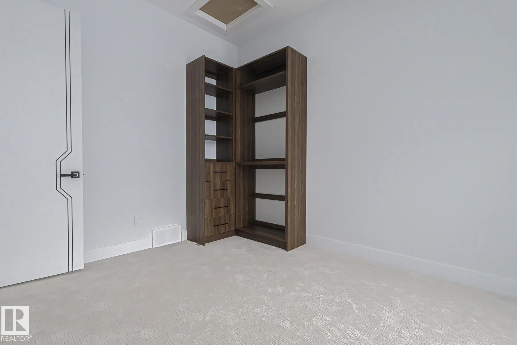 52367 RGE ROAD 223