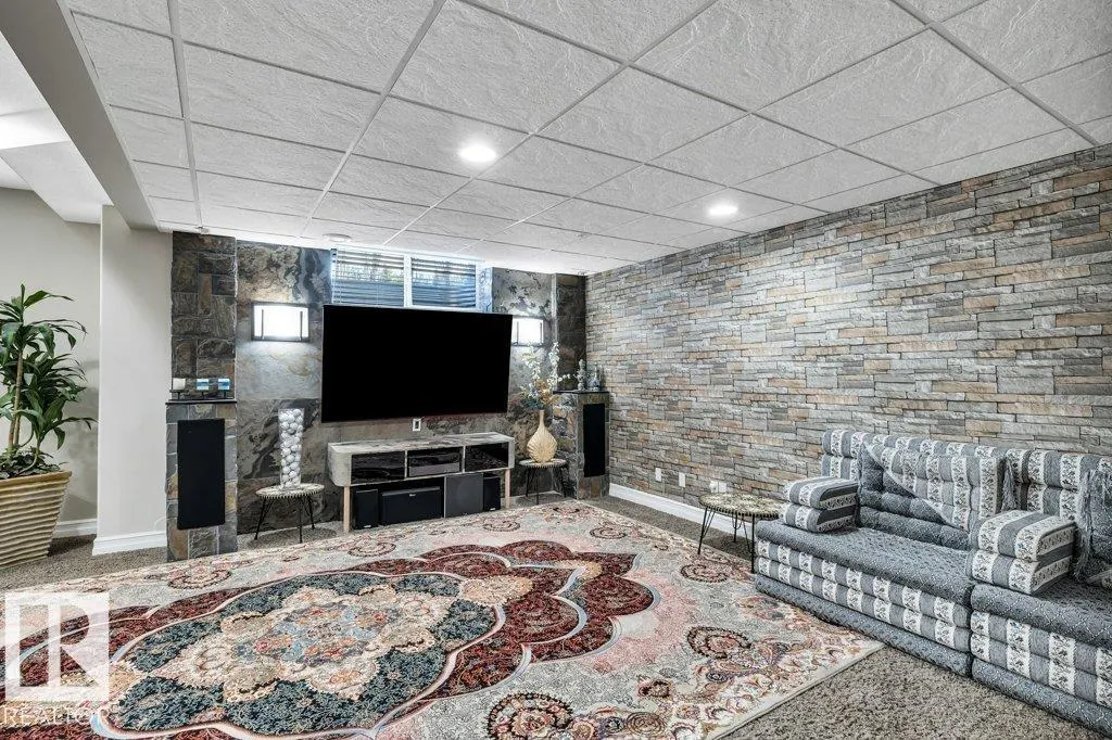 53302 261 Range Road