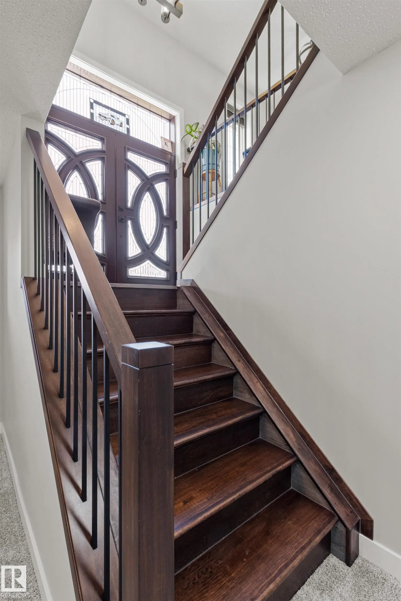63 GLENWOOD Crescent