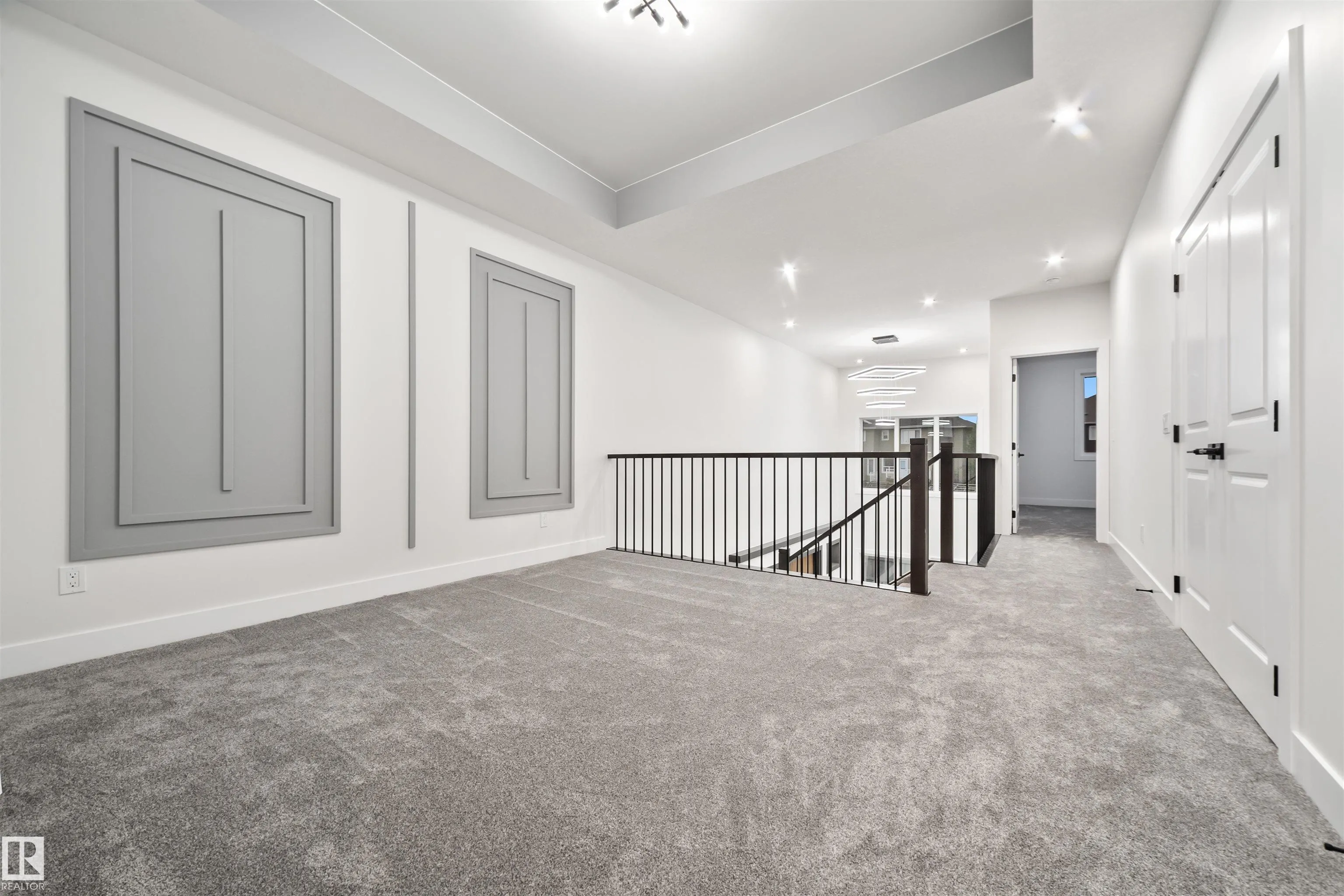 3164 MAGPIE Way