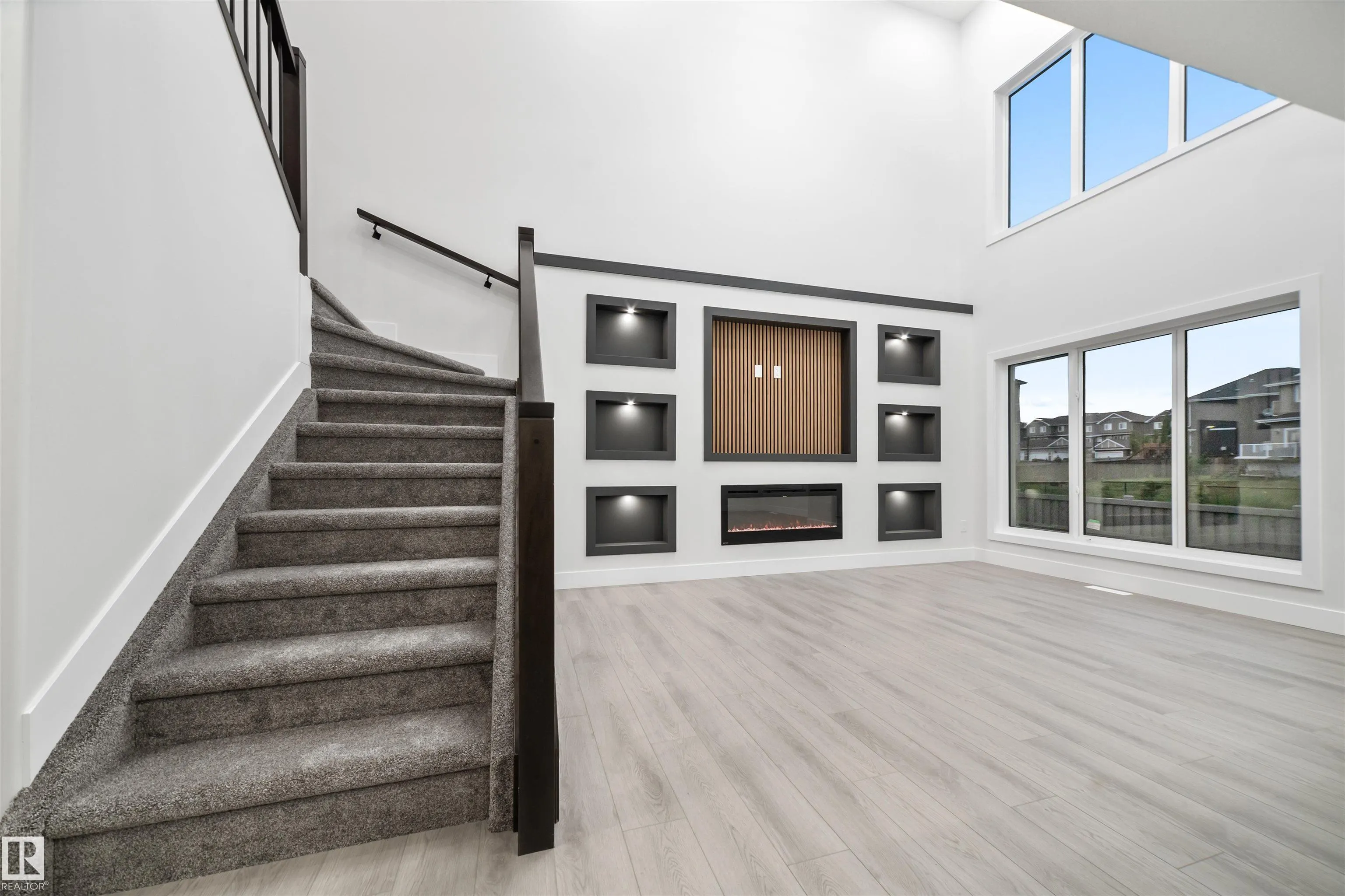 3164 MAGPIE Way