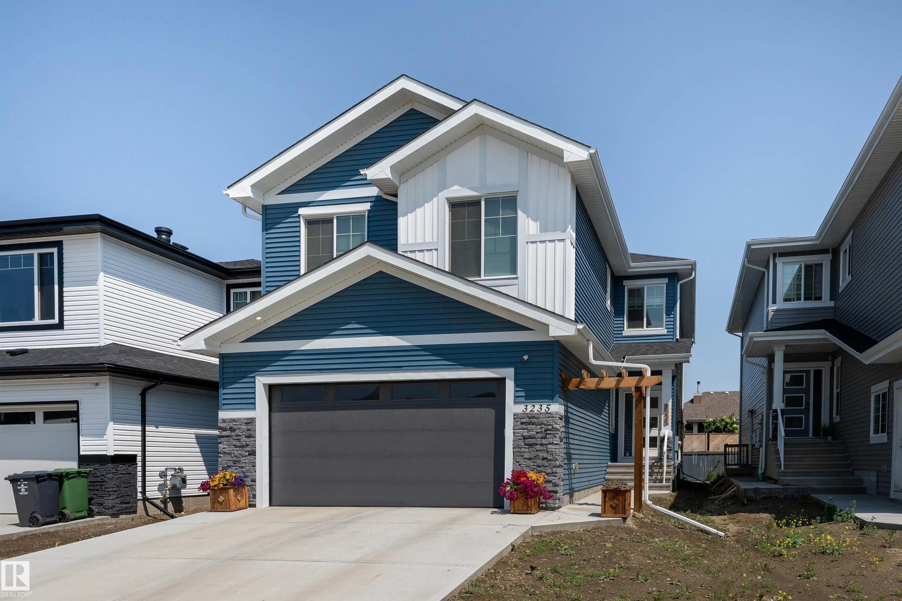 3235 PELERIN Crescent