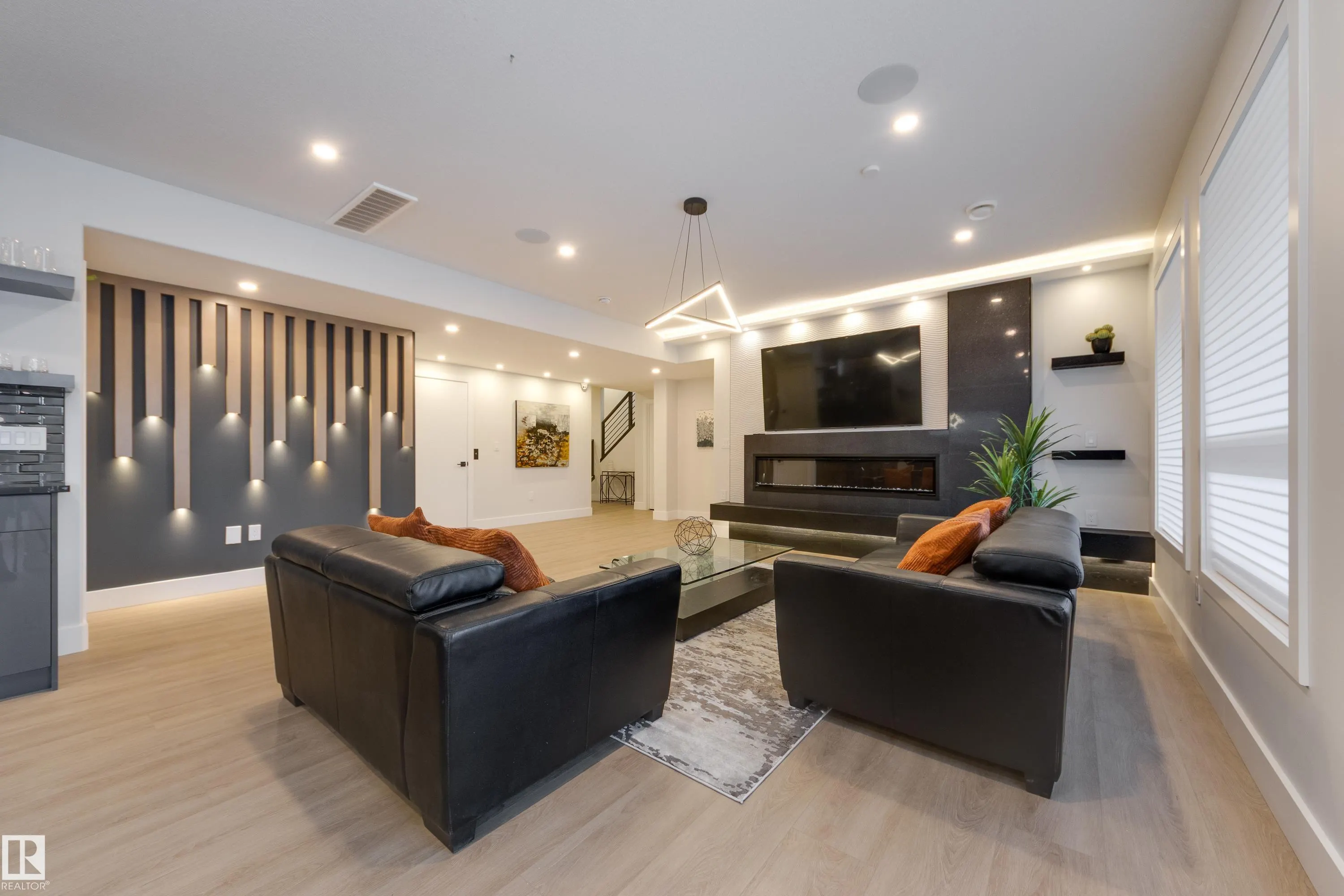 4111 Whispering River Dr. Drive