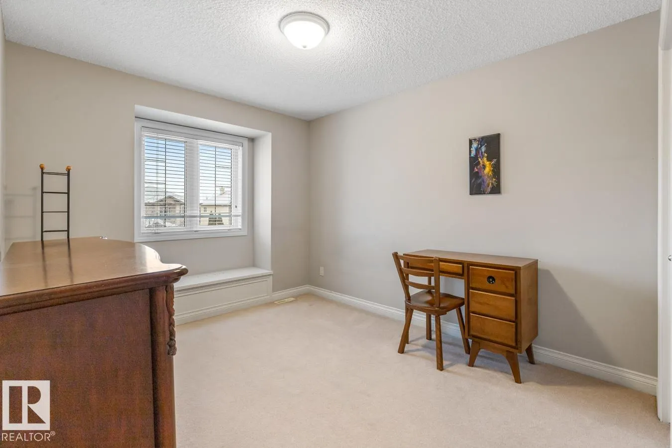 255 TORY Crescent