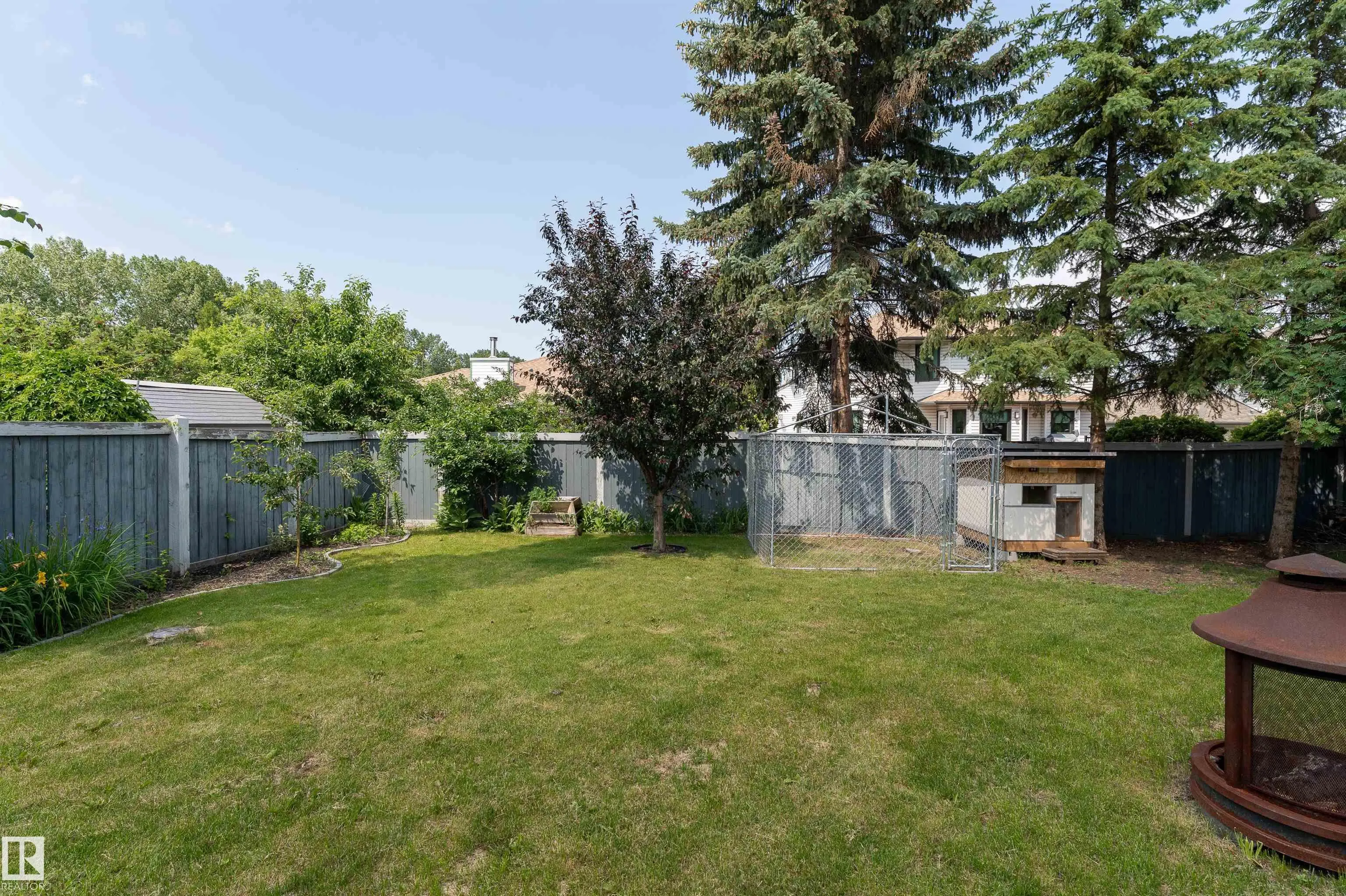 10 STONESHIRE Manor