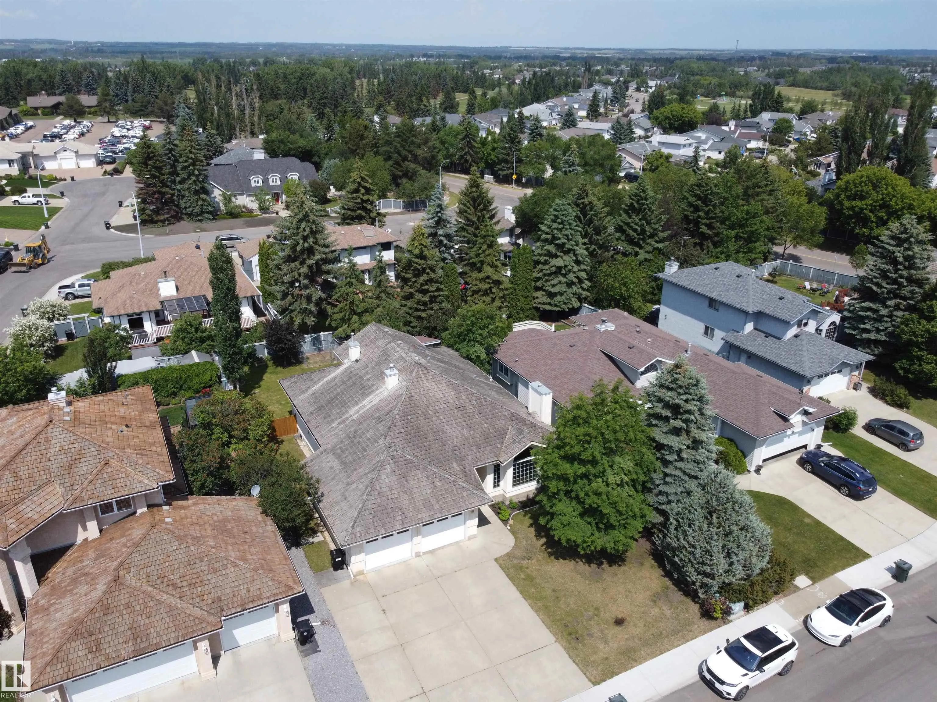 10 STONESHIRE Manor