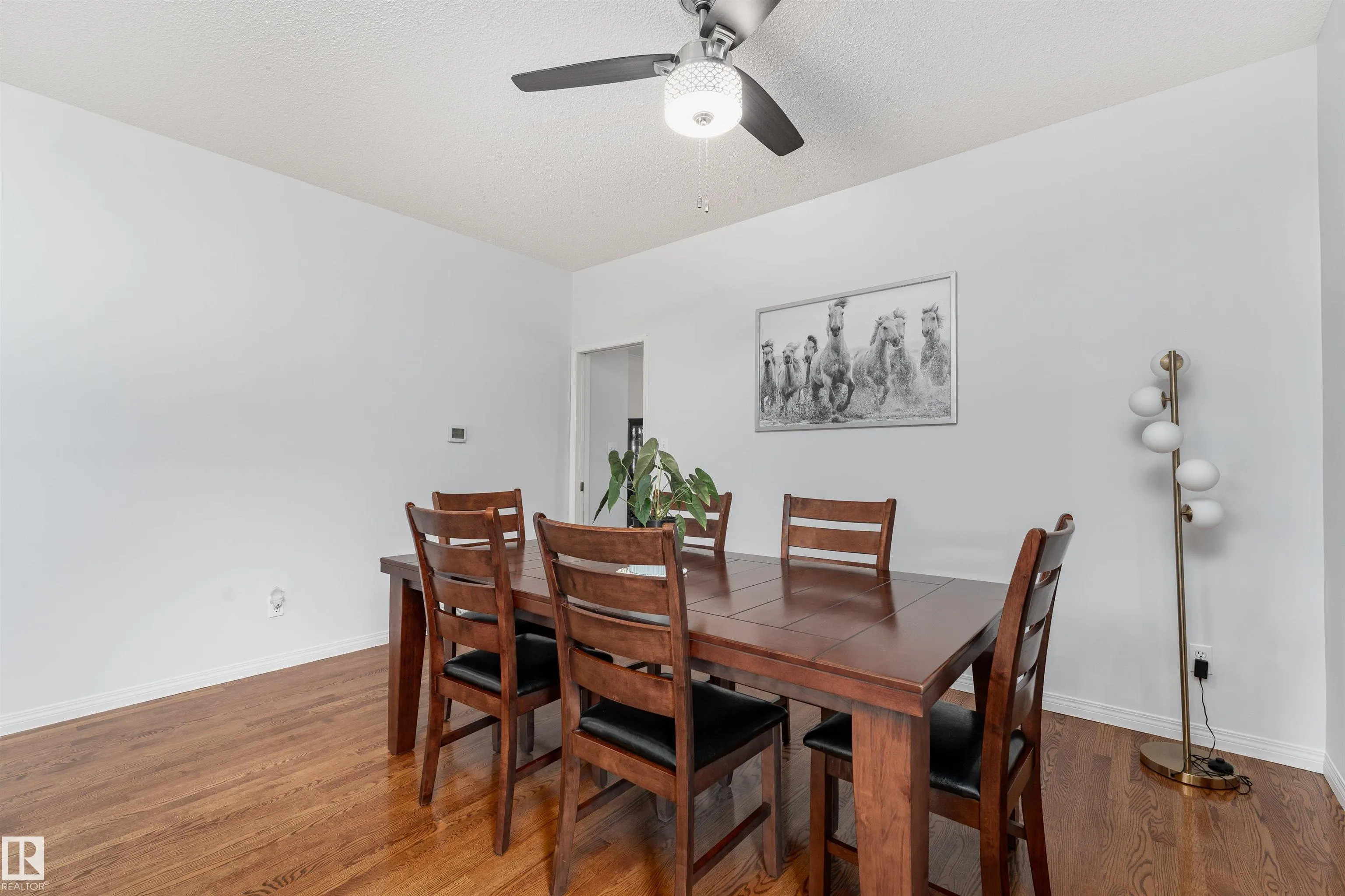 10 STONESHIRE Manor