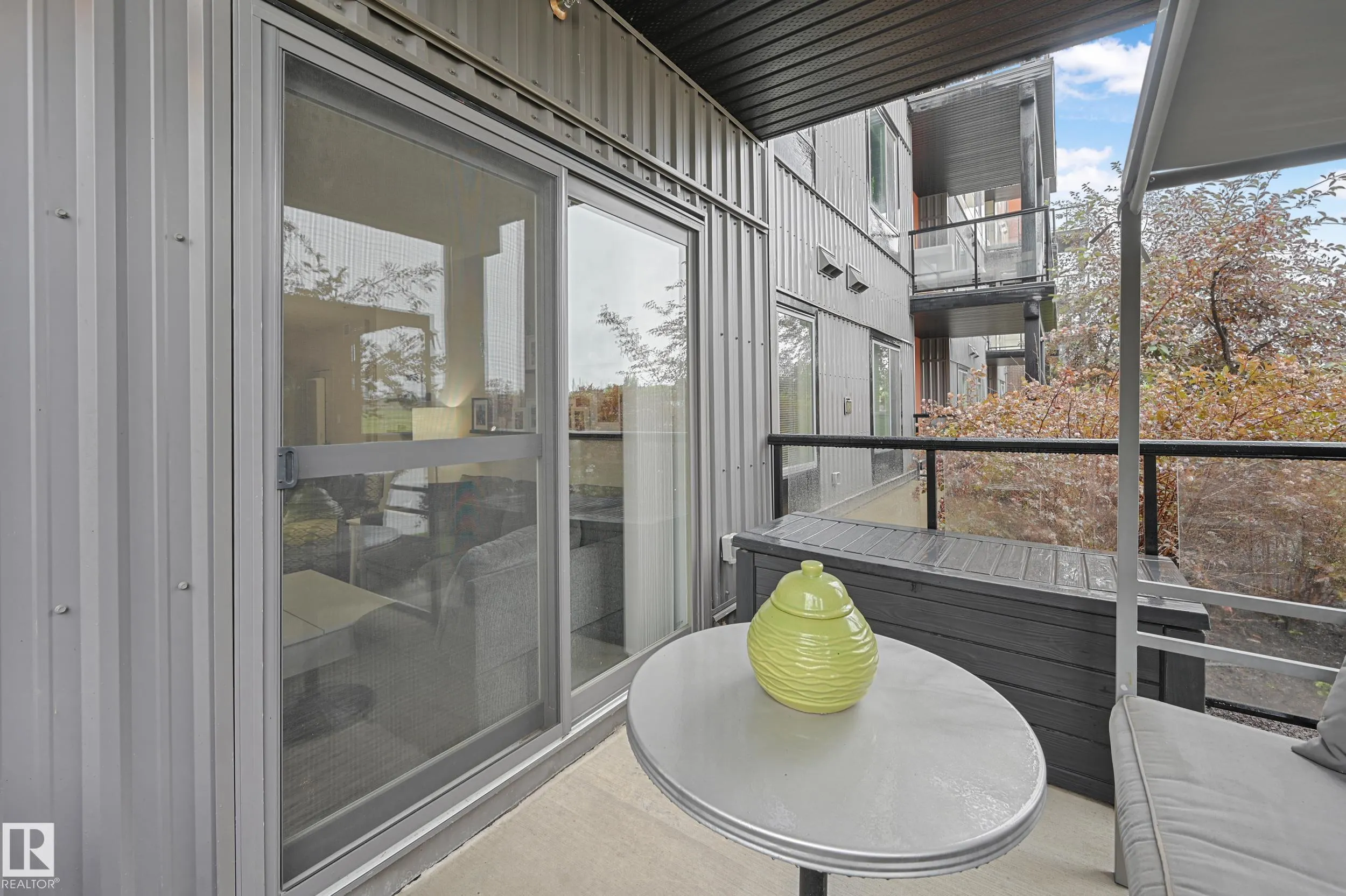 320 AMBLESIDE LINK