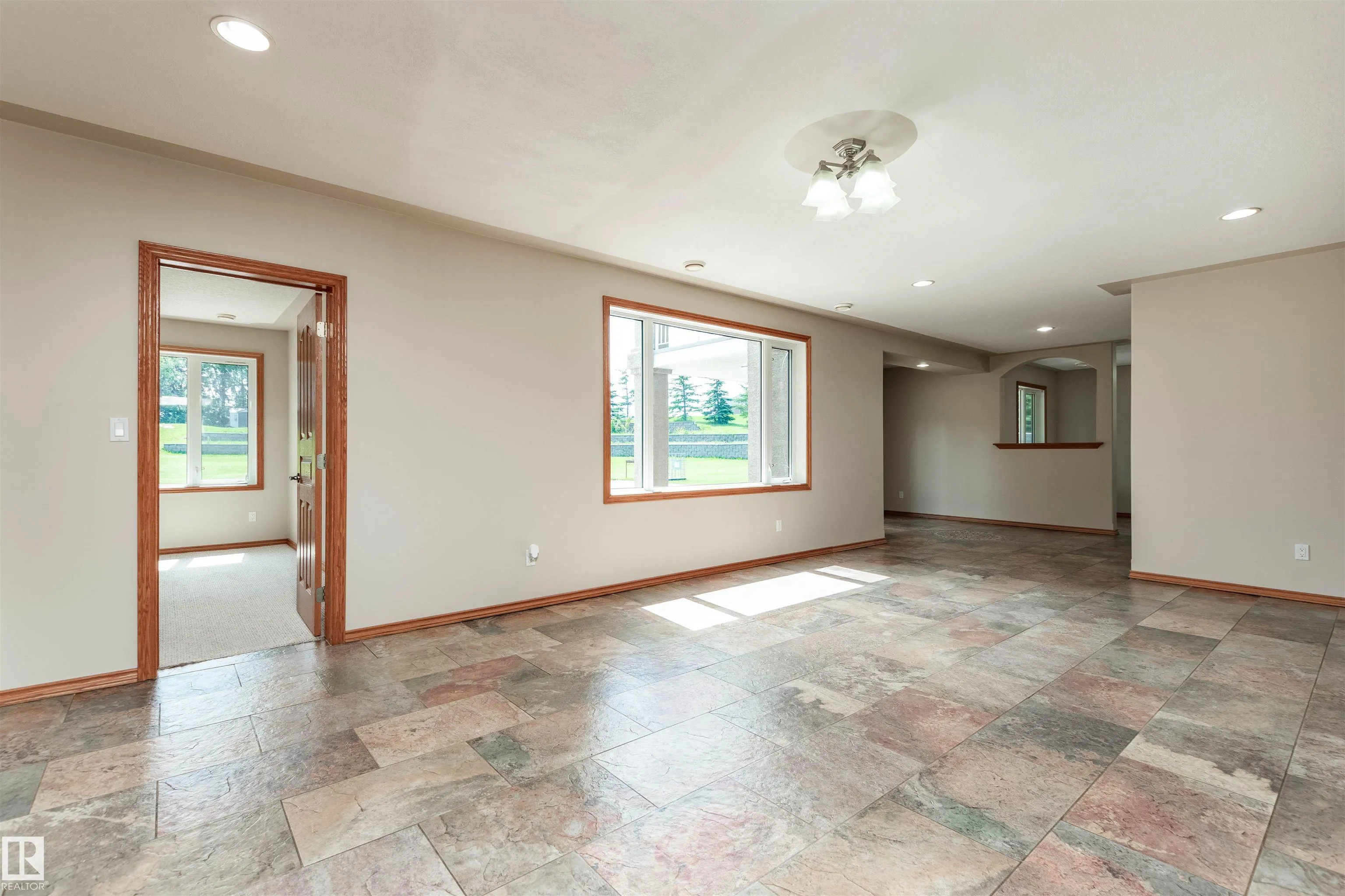 53016 RGE ROAD 222