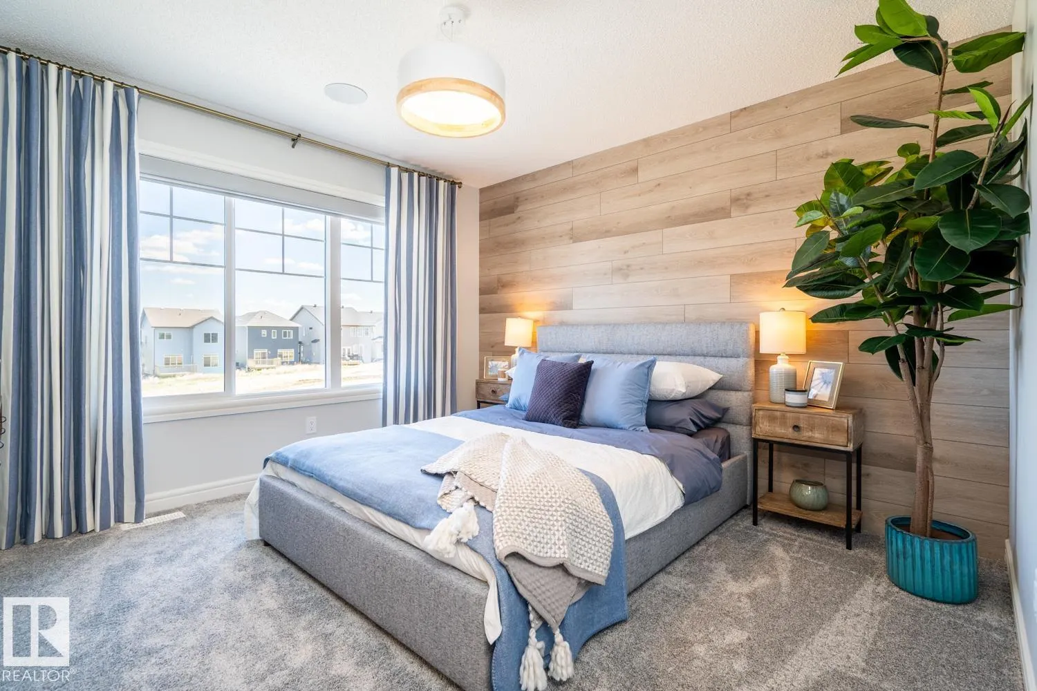 50 Ficus Way