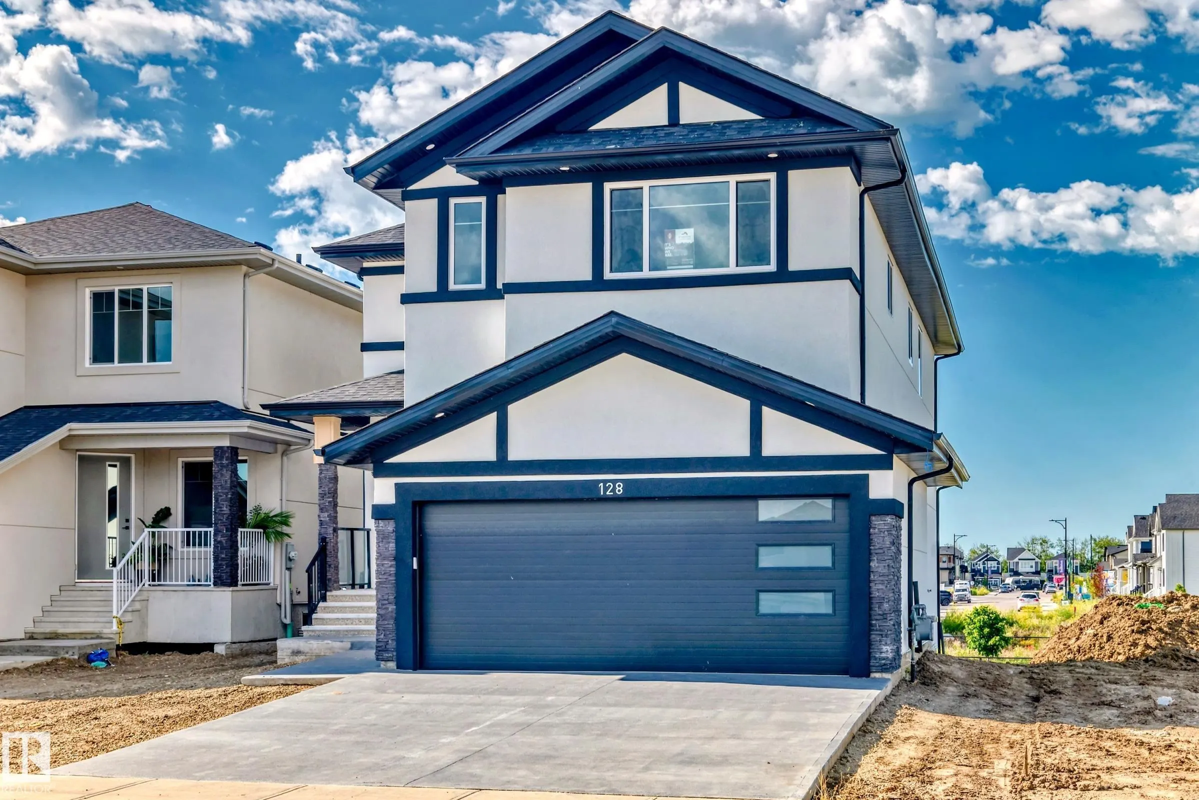 128 EDGEWATER Circle