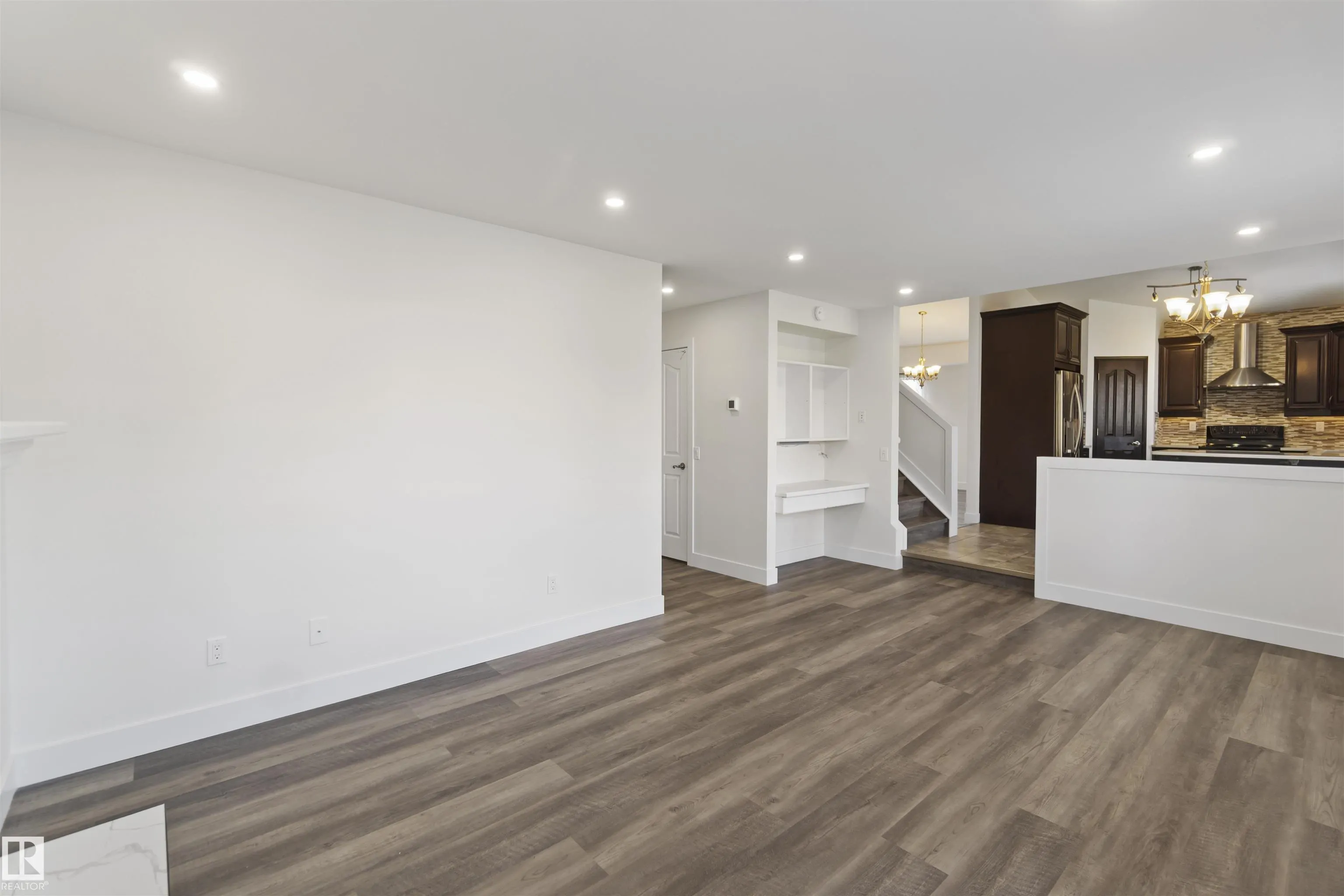 31 DEER RIDGE Drive