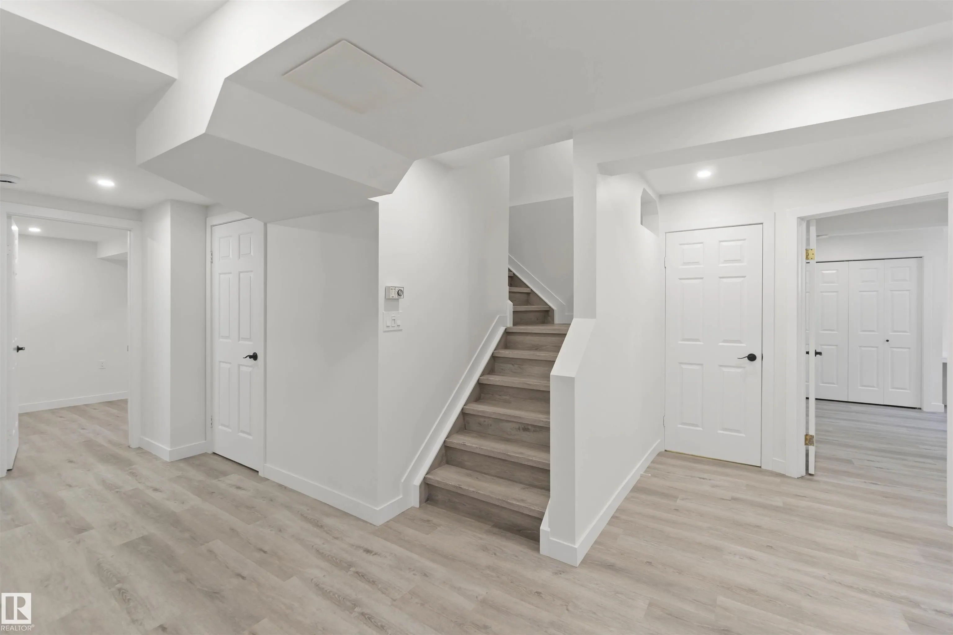 31 DEER RIDGE Drive