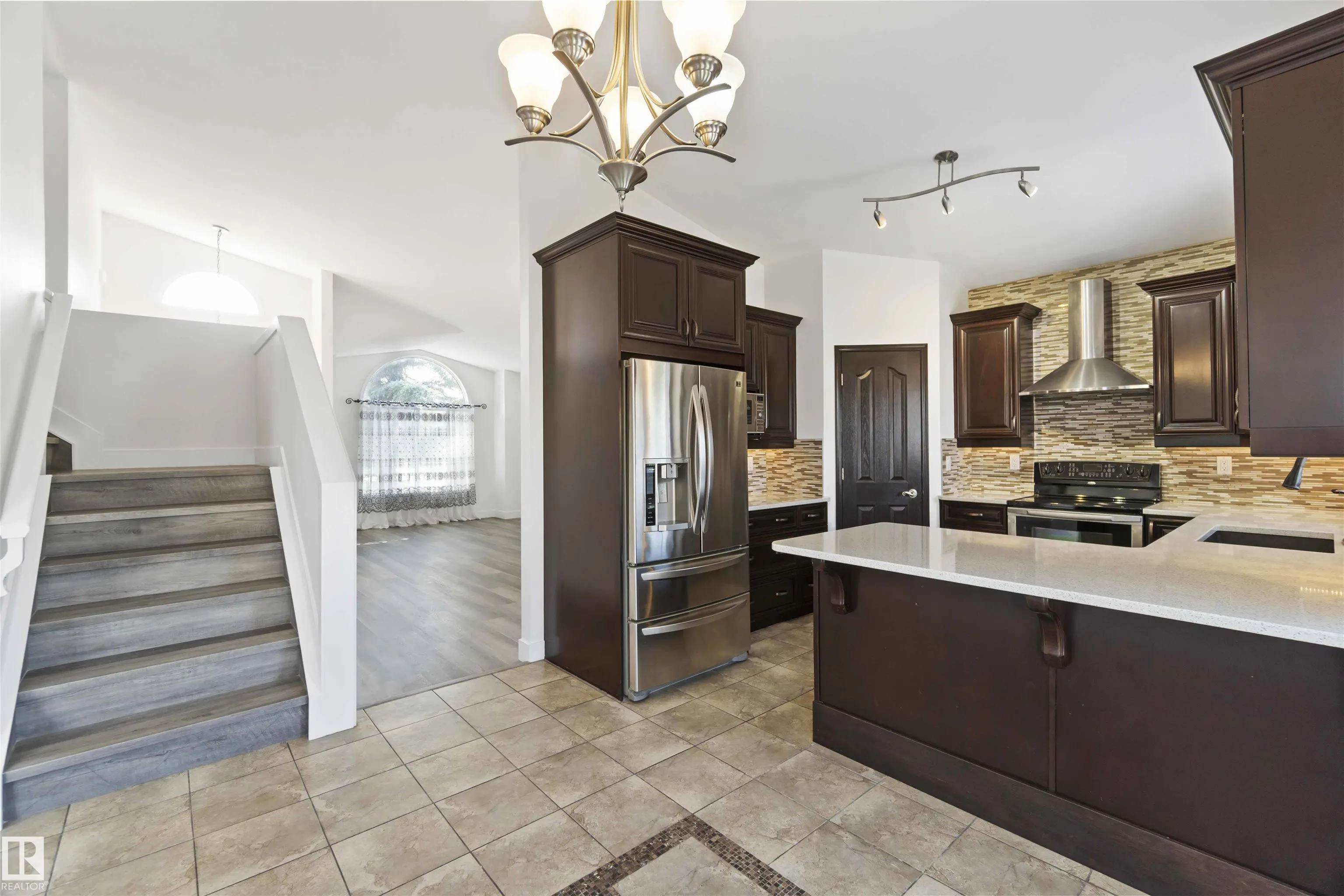 31 DEER RIDGE Drive