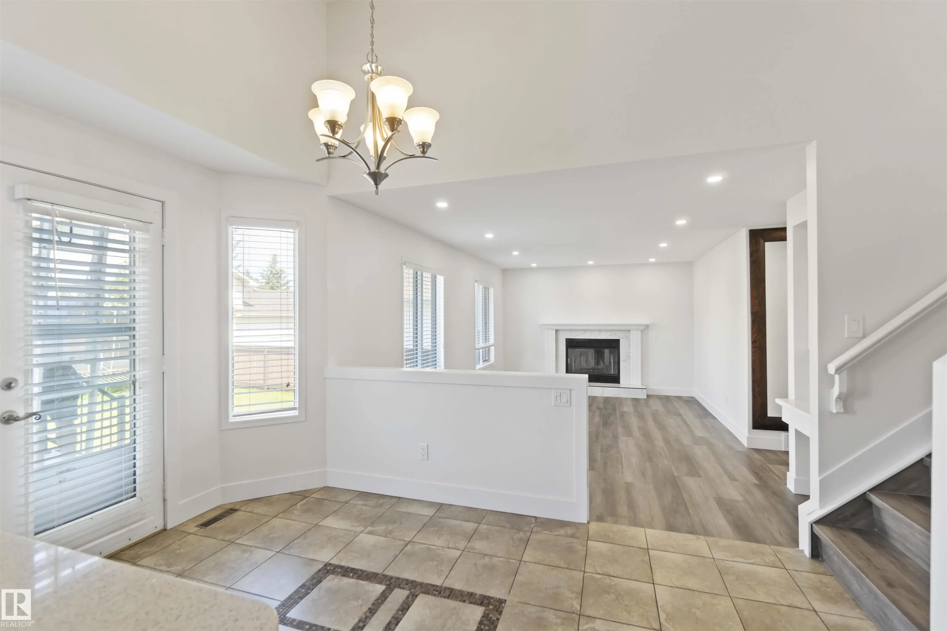 31 DEER RIDGE Drive