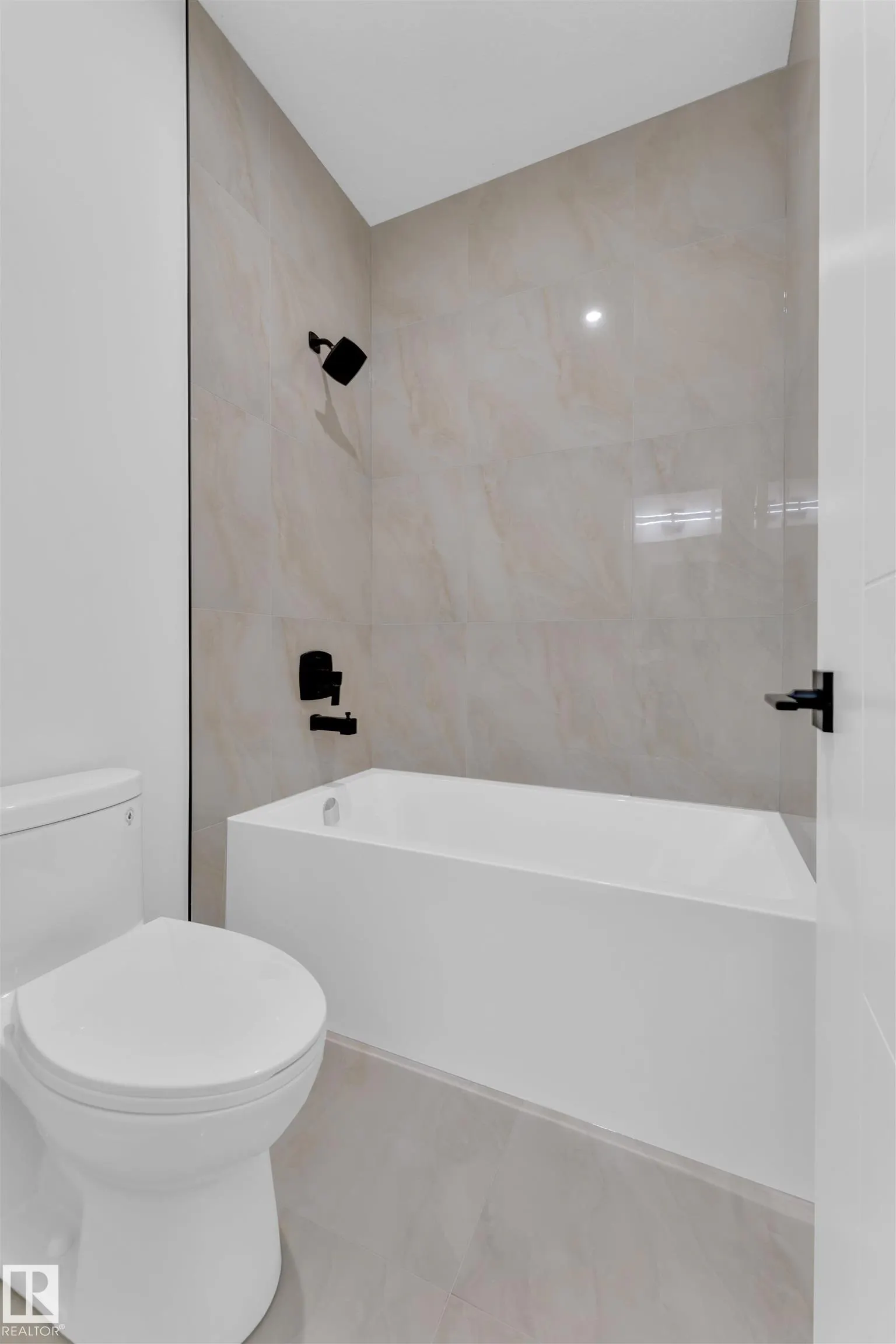 119 Lilac Close