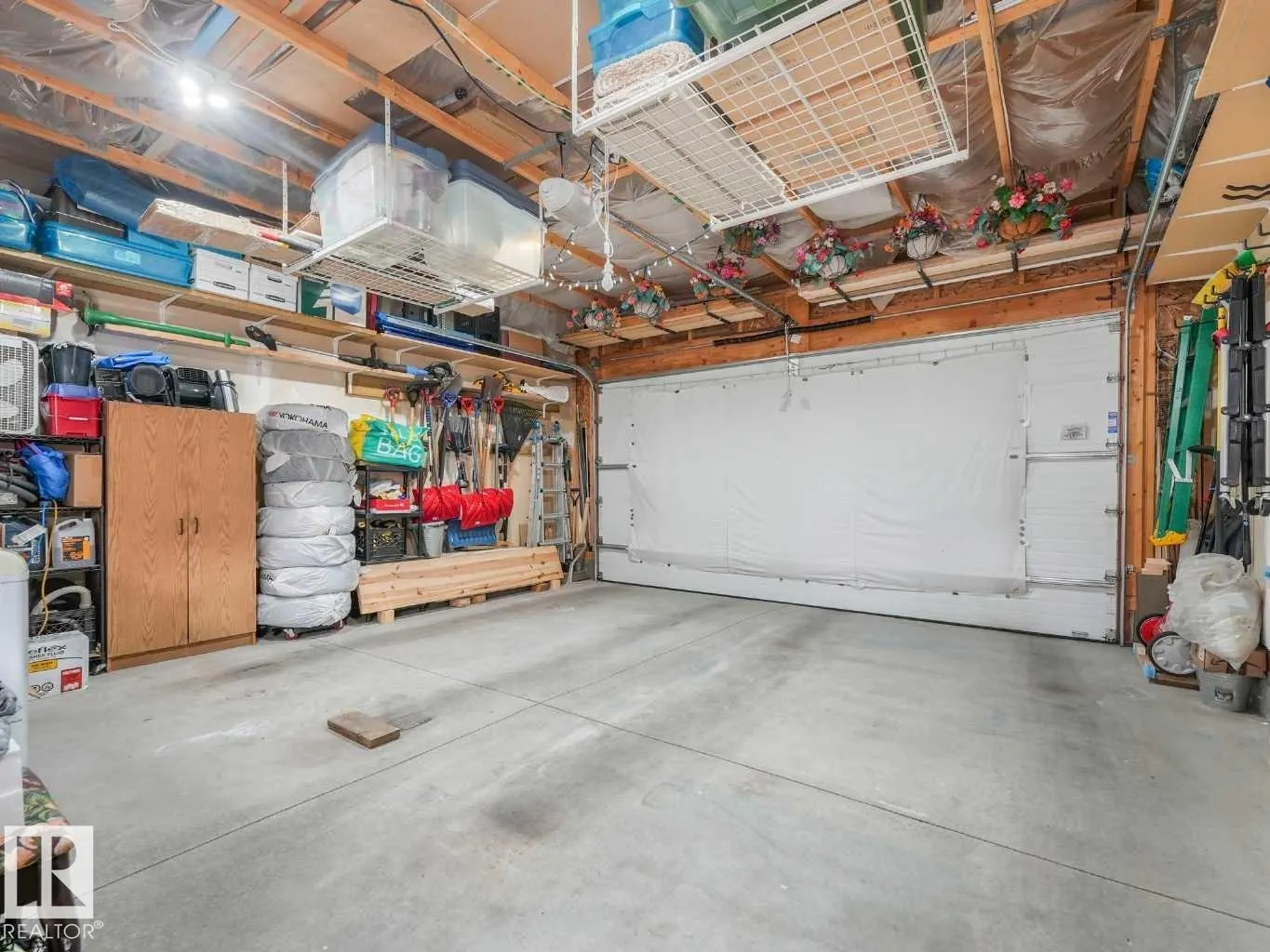 234 ROBINSON Drive