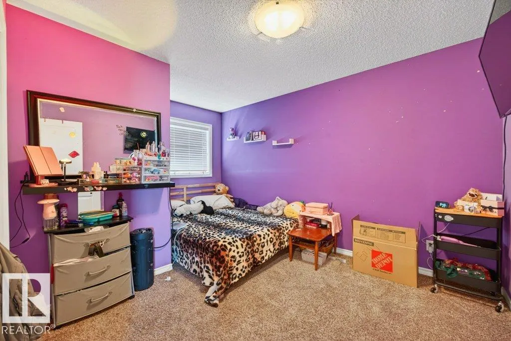 92 Greystone Crescent