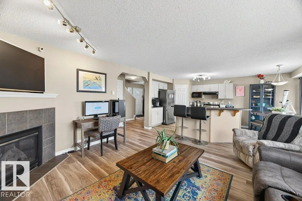 92 Greystone Crescent