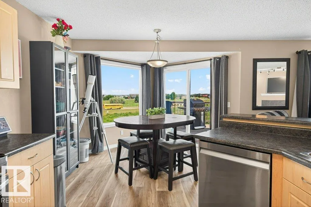 92 Greystone Crescent