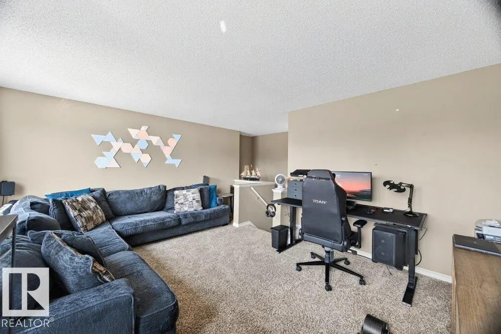 92 Greystone Crescent