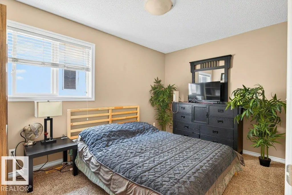 92 Greystone Crescent