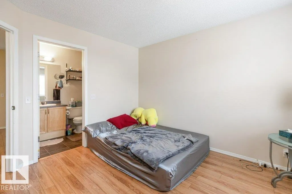 3075 TRELLE Crescent