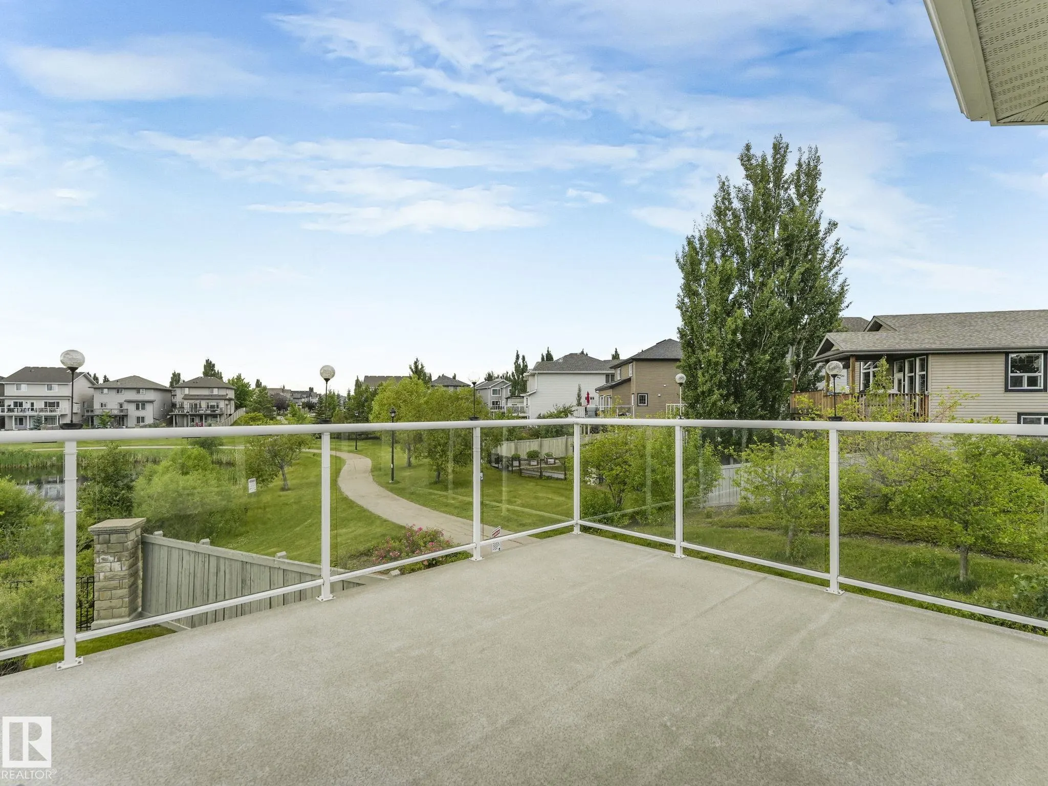 6604 Sandin Cove