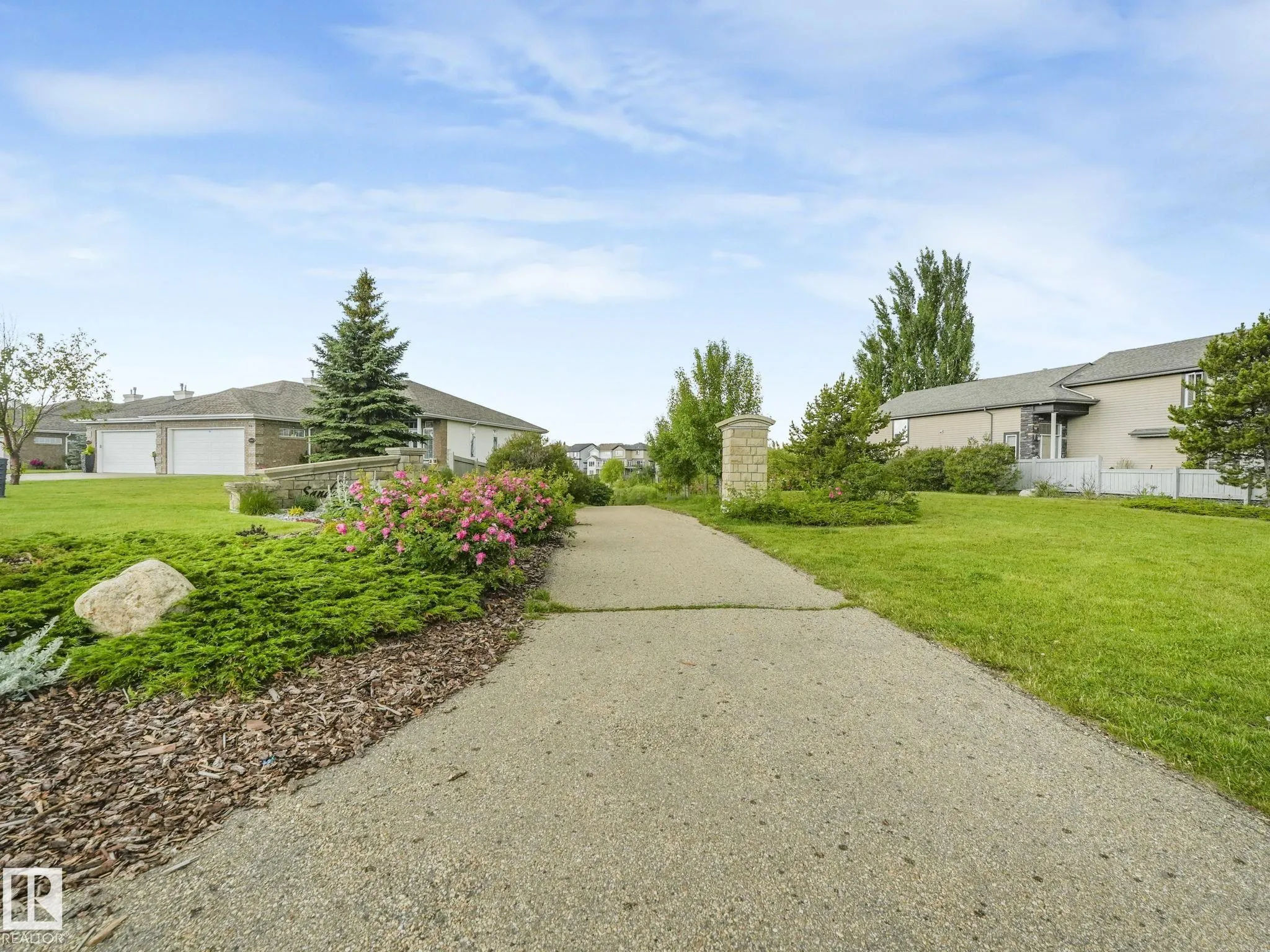 6604 Sandin Cove