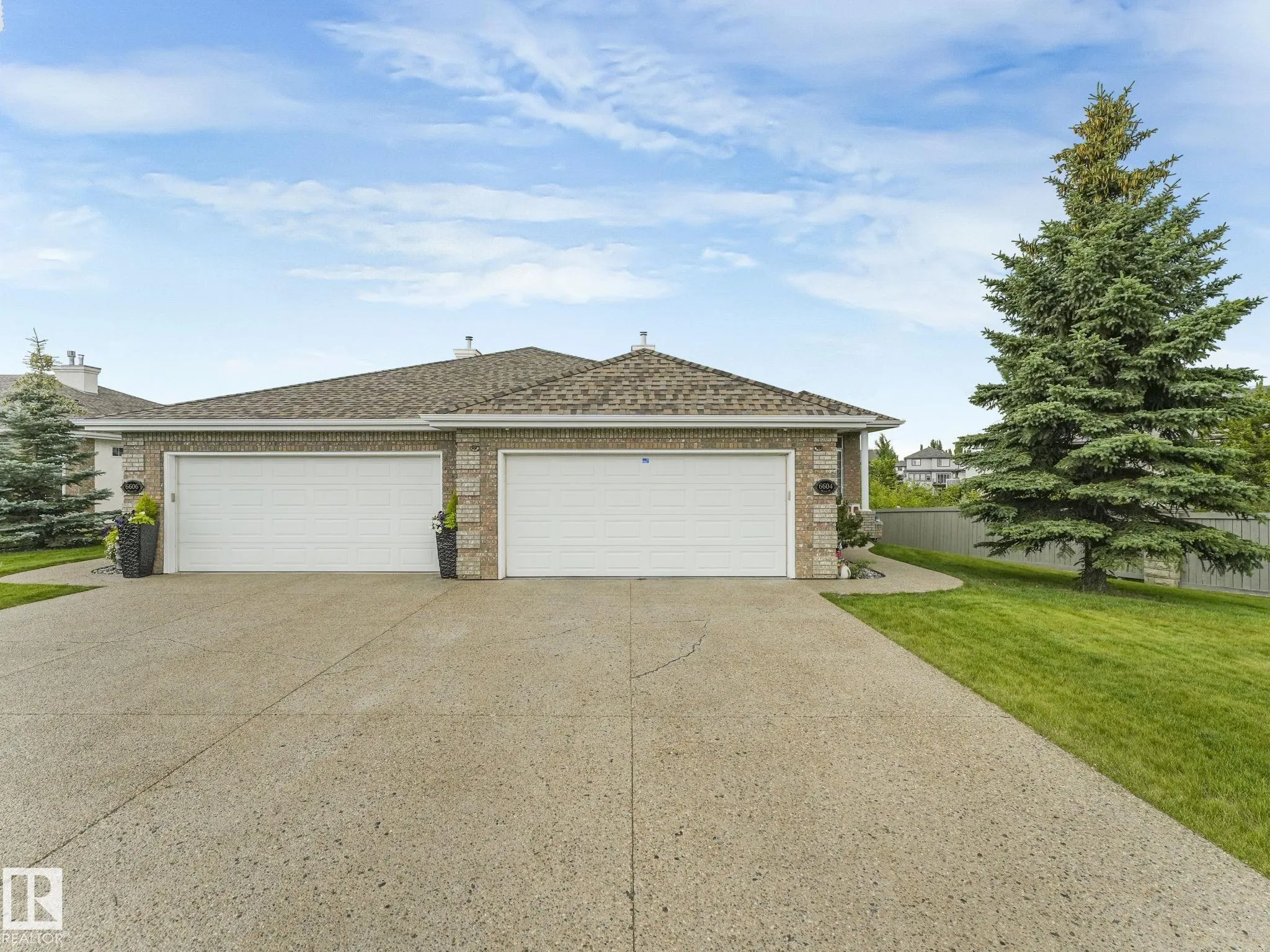 6604 Sandin Cove