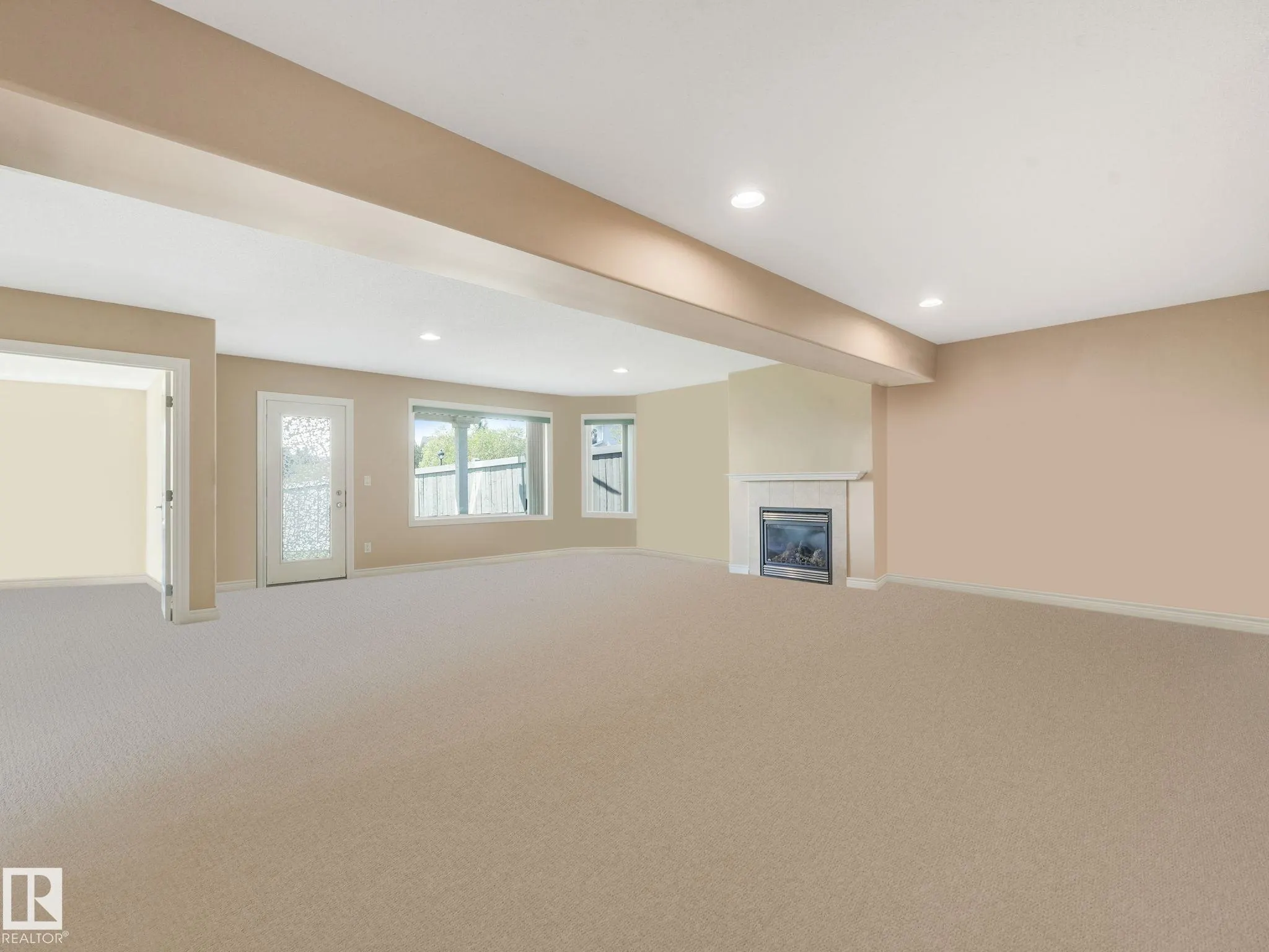 6604 Sandin Cove