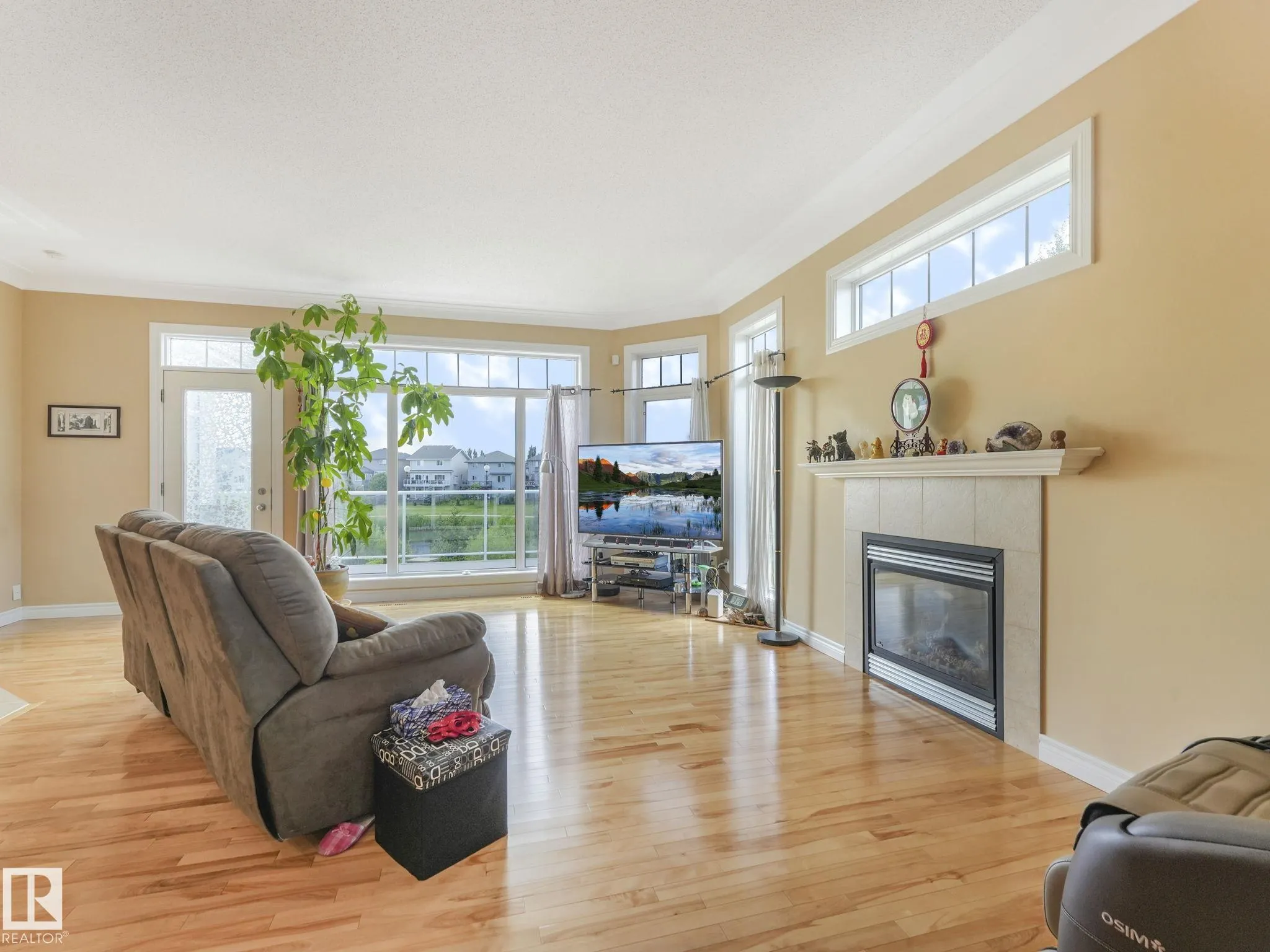 6604 Sandin Cove