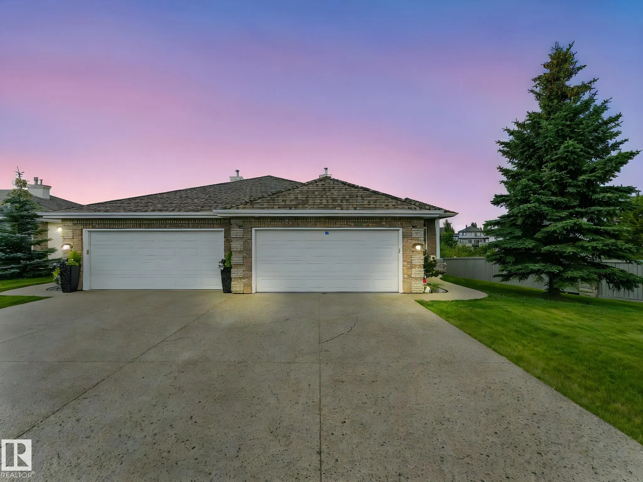 6604 Sandin Cove
