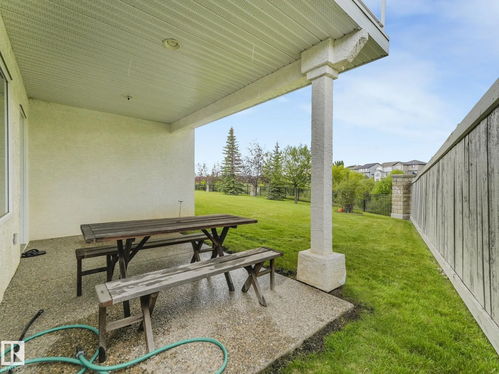 6604 Sandin Cove