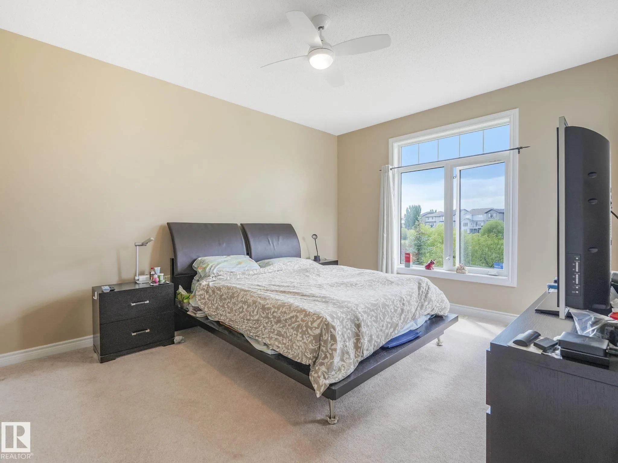 6604 Sandin Cove