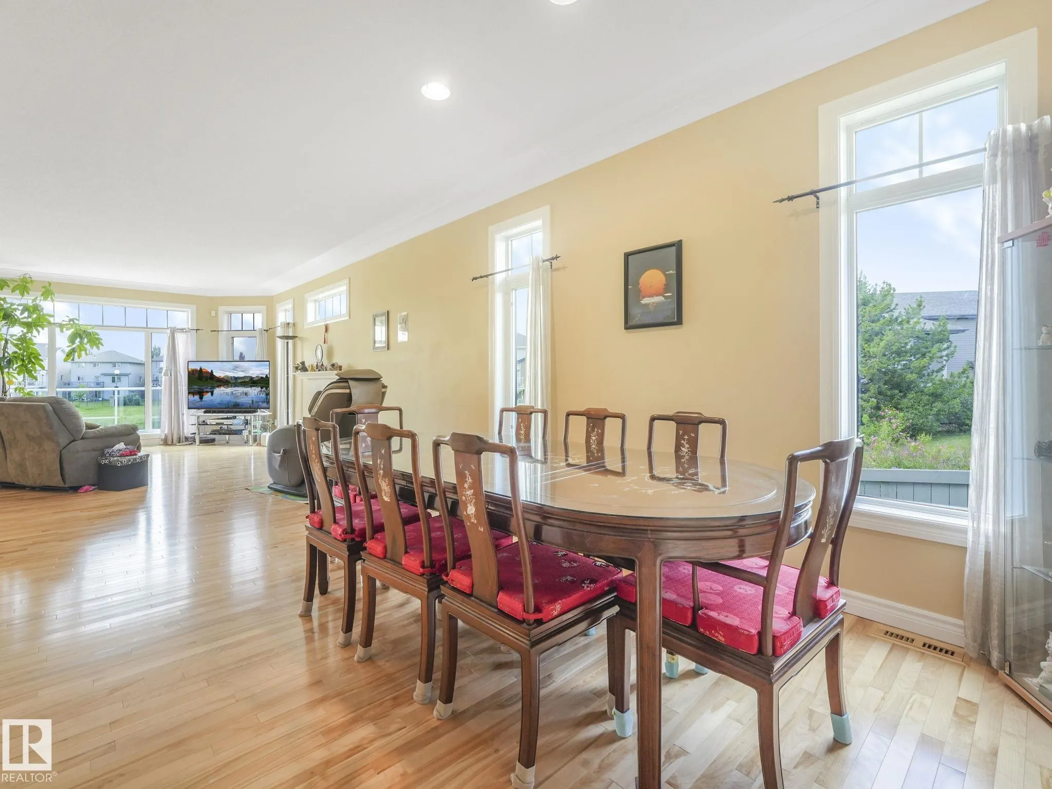 6604 Sandin Cove