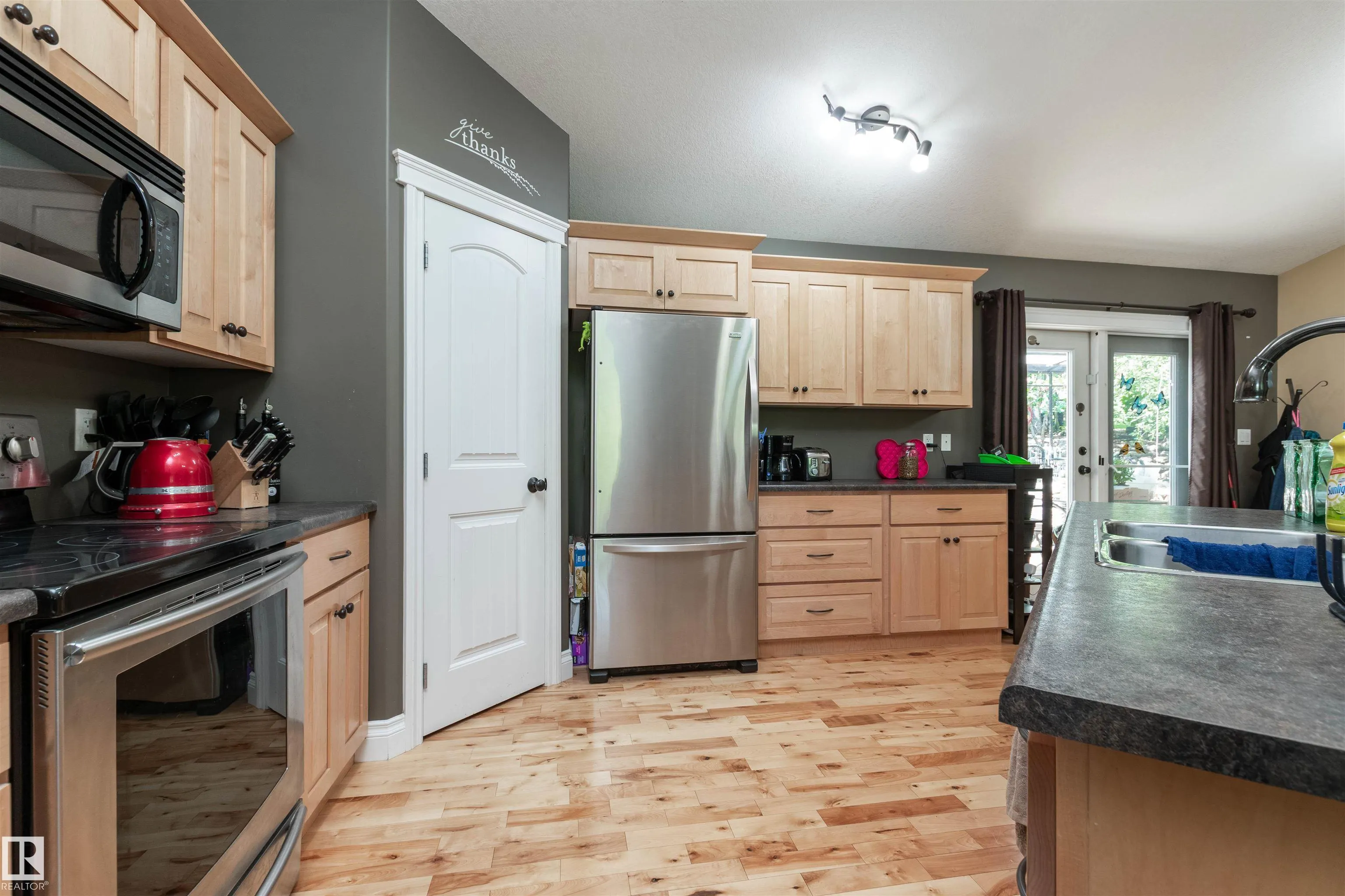 22106 SOUTH COOKING LAKE Road