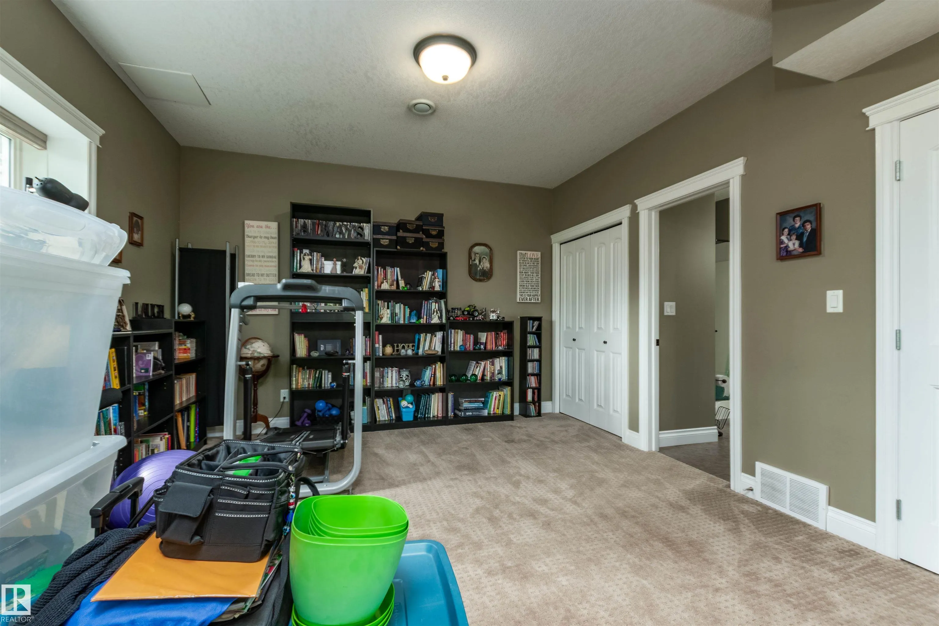 22106 SOUTH COOKING LAKE Road