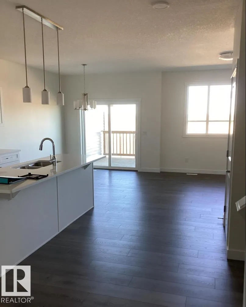 122 KINGSBURY Circle