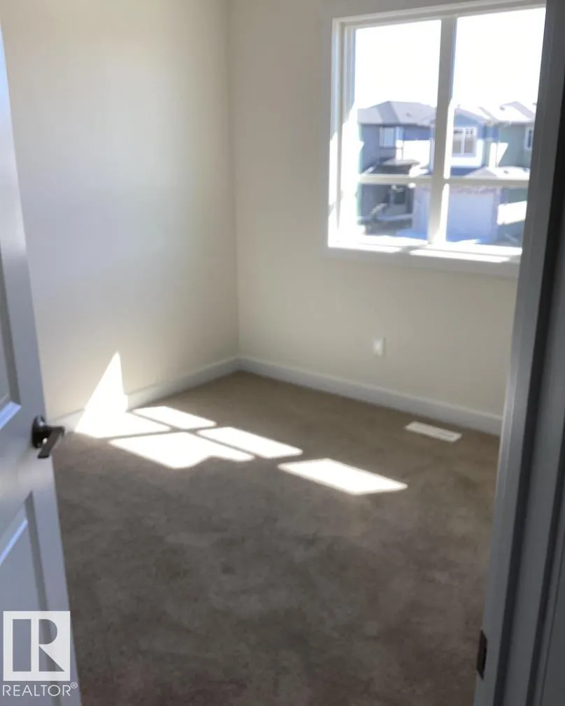122 KINGSBURY Circle