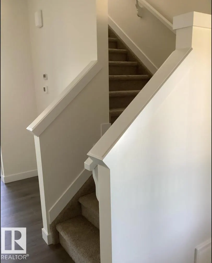 122 KINGSBURY Circle