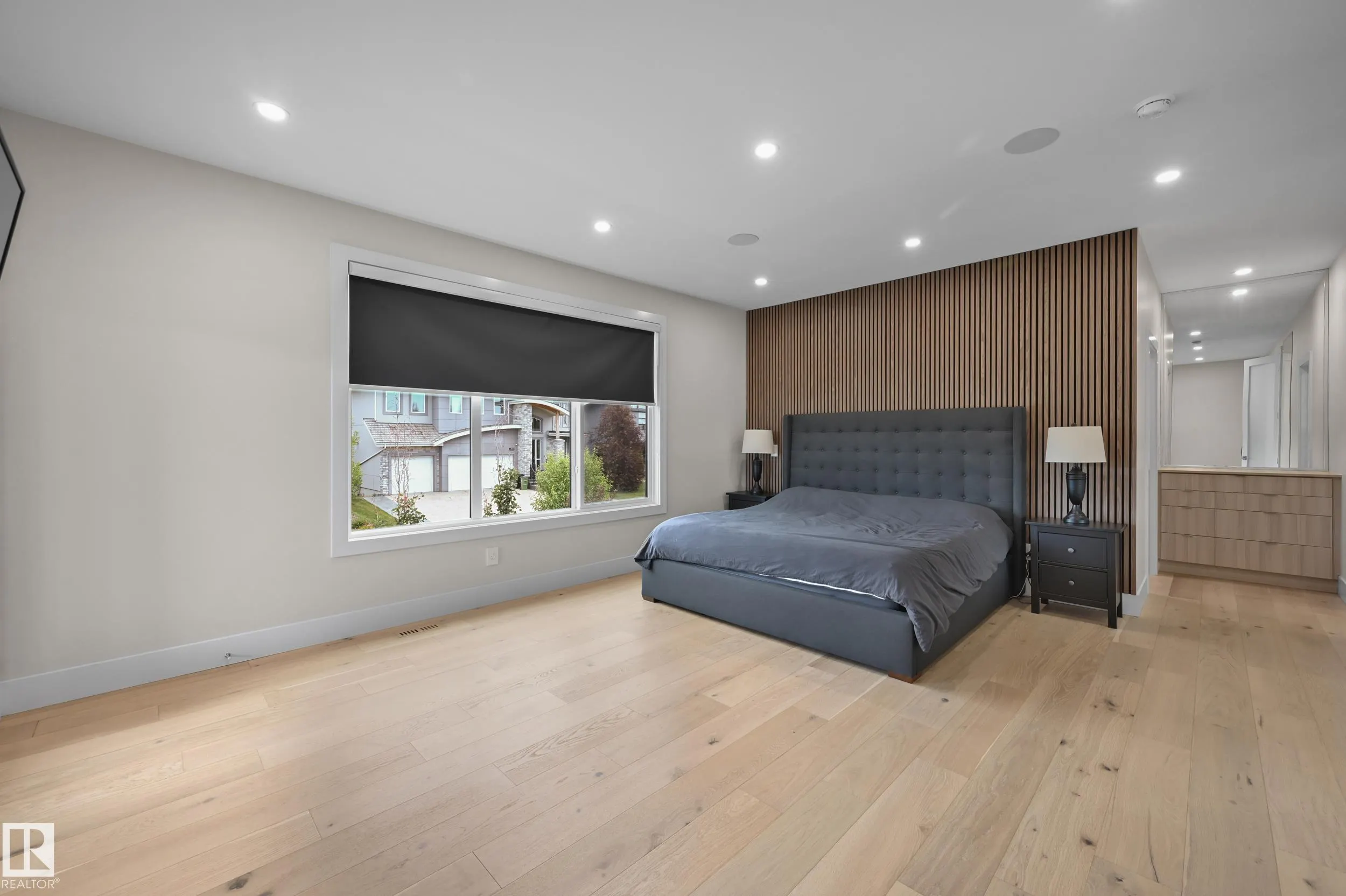 5121 WOOLSEY Link